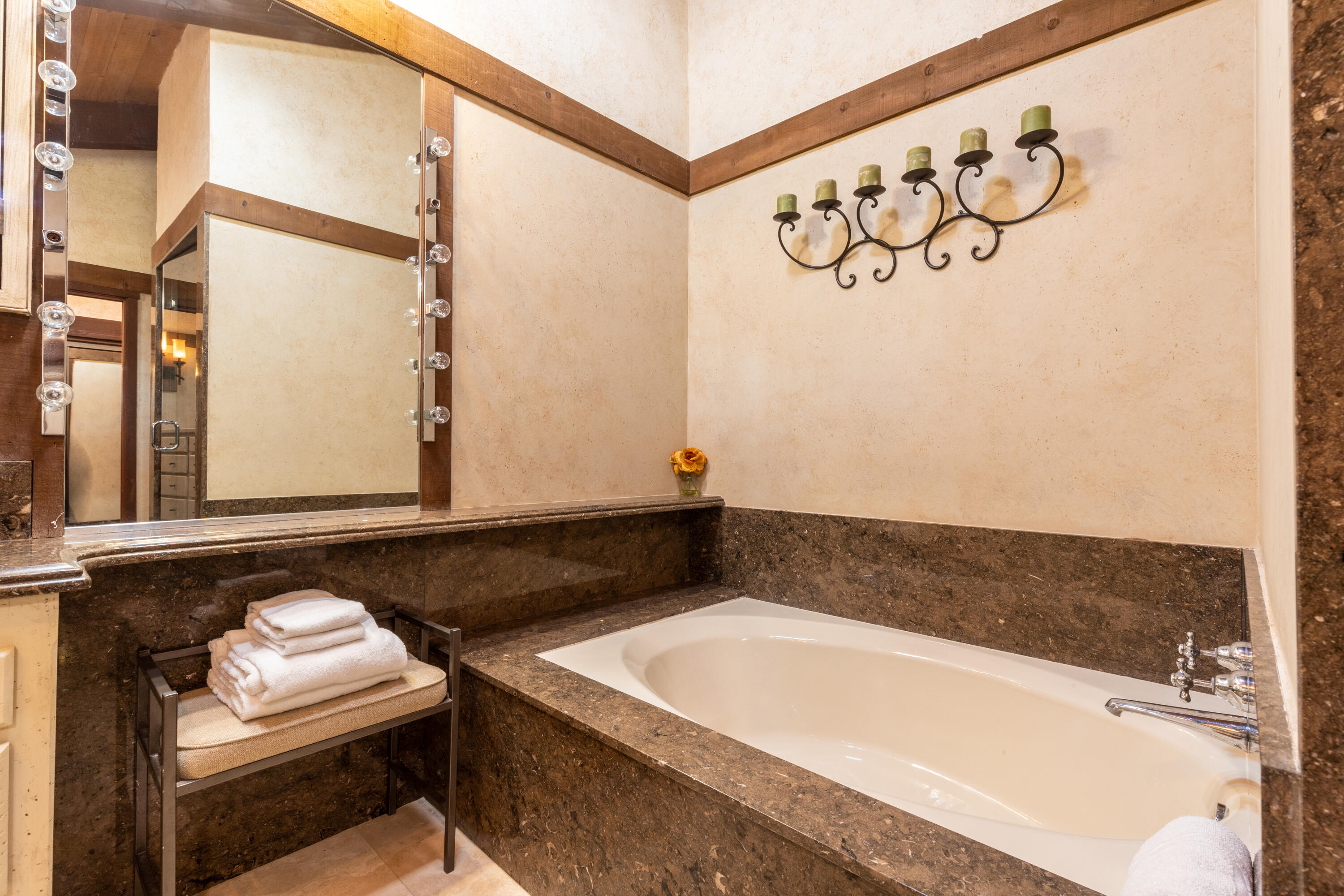 Santa Ynez, California 93460, United States, 4 Bedrooms Bedrooms, ,4 BathroomsBathrooms,Residential,Active,68378