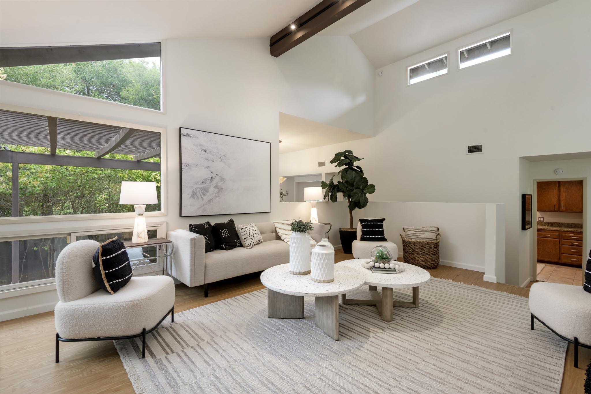 Santa Barbara, California 93105, United States, 3 Bedrooms Bedrooms, ,2 BathroomsBathrooms,Residential,Active,184991