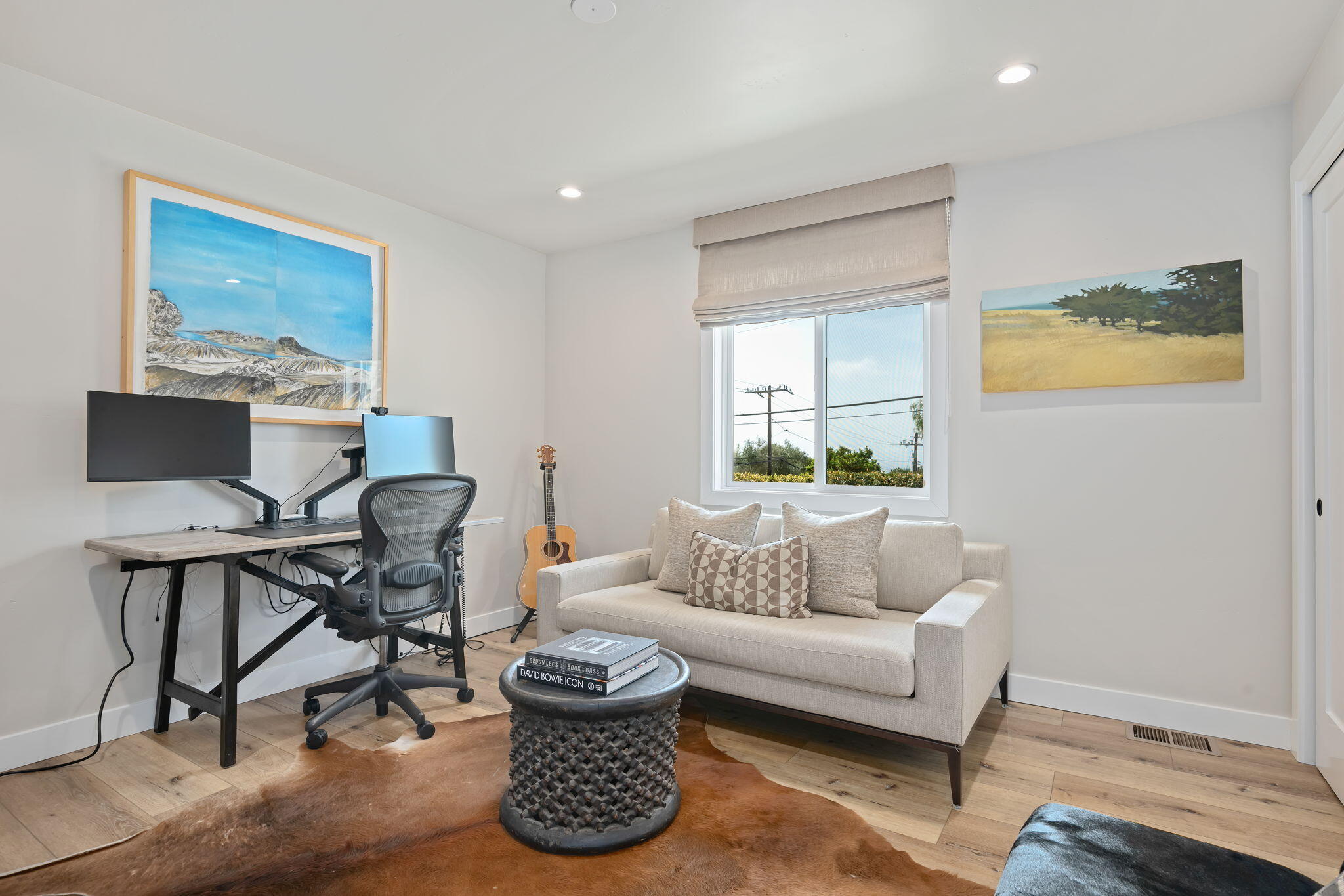 Santa Barbara, California 93105, United States, 4 Bedrooms Bedrooms, ,3 BathroomsBathrooms,Residential,Pending,99369