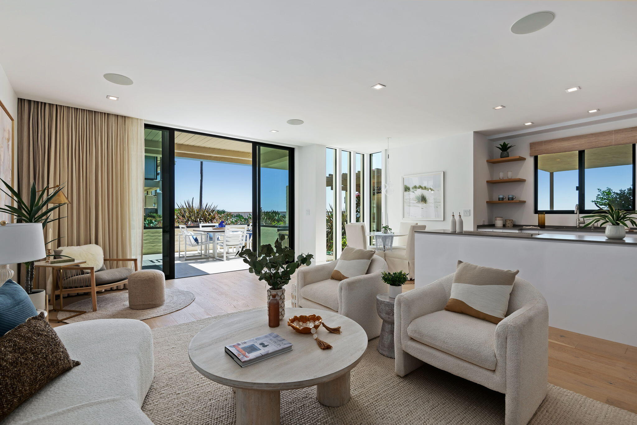 1309 Plaza Pacifica