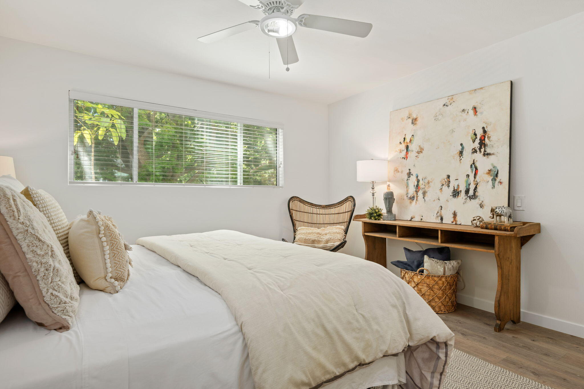 Santa Barbara, California 93101, United States, 2 Bedrooms Bedrooms, ,2 BathroomsBathrooms,Residential,Active,167460