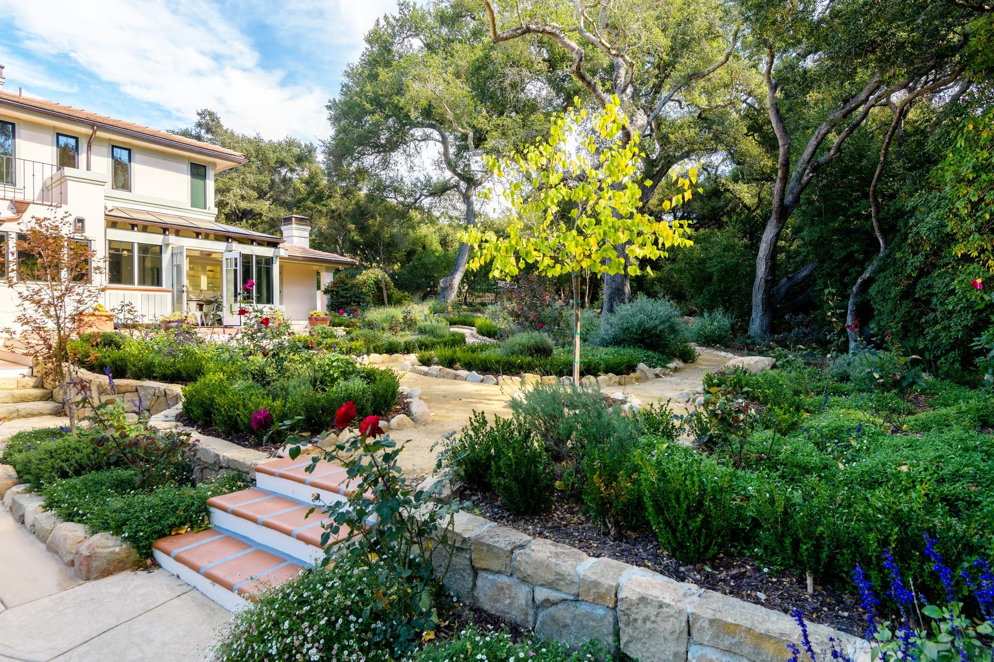 Santa Barbara, California 93108, United States, 4 Bedrooms Bedrooms, ,3 BathroomsBathrooms,Residential,Active,36431