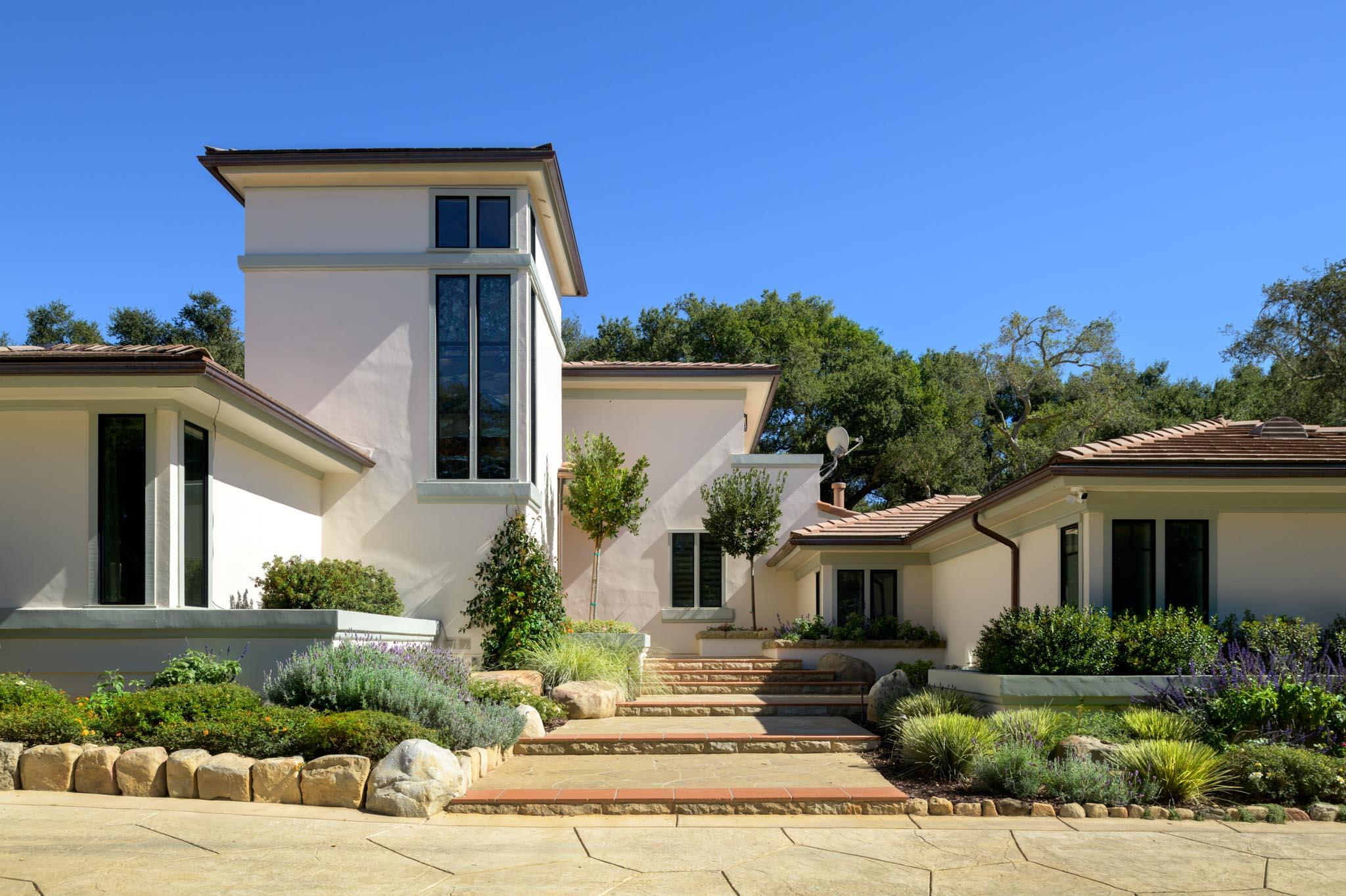 Santa Barbara, California 93108, United States, 4 Bedrooms Bedrooms, ,3 BathroomsBathrooms,Residential,Active,36431