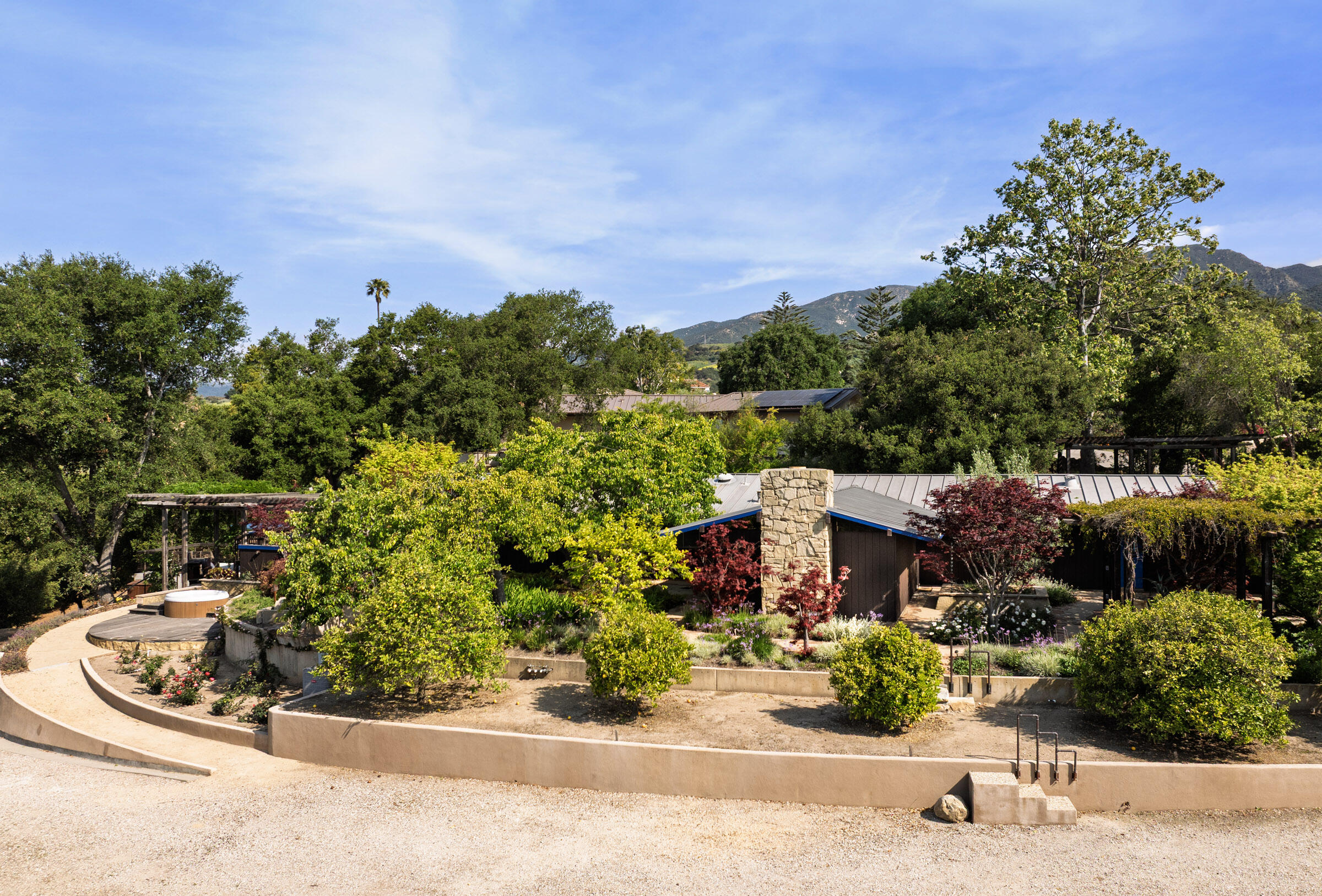 Santa Barbara, California 93110, United States, 4 Bedrooms Bedrooms, ,3 BathroomsBathrooms,Residential,Active,123184