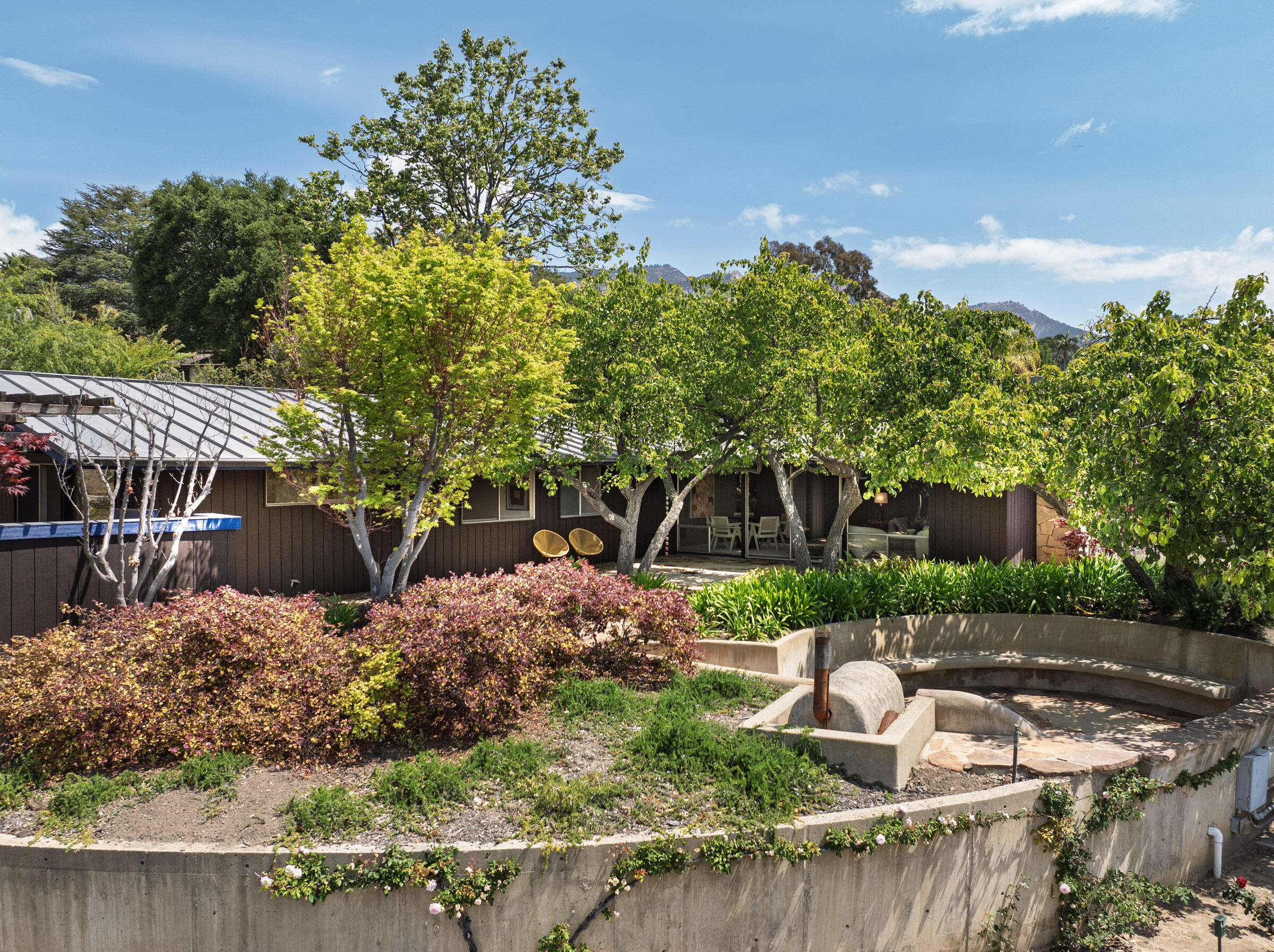 Santa Barbara, California 93110, United States, 4 Bedrooms Bedrooms, ,3 BathroomsBathrooms,Residential,Active,123184