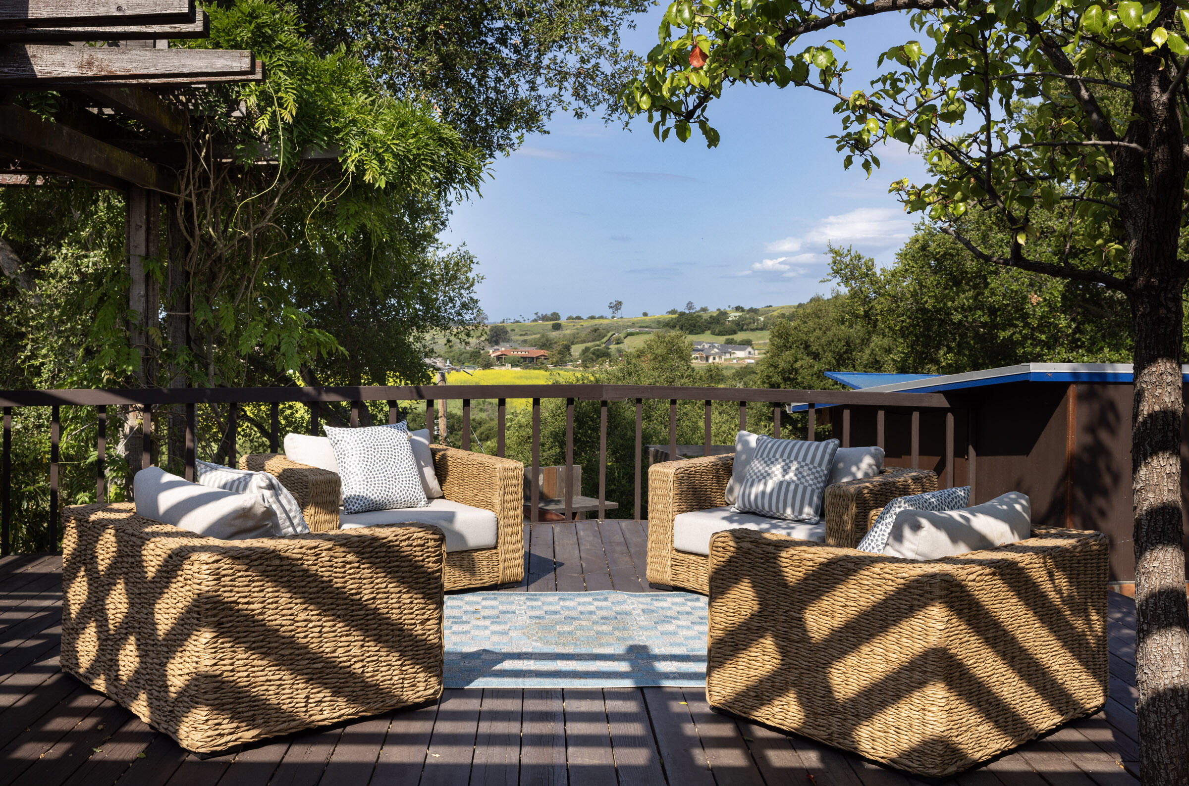 Santa Barbara, California 93110, United States, 4 Bedrooms Bedrooms, ,3 BathroomsBathrooms,Residential,Active,123184