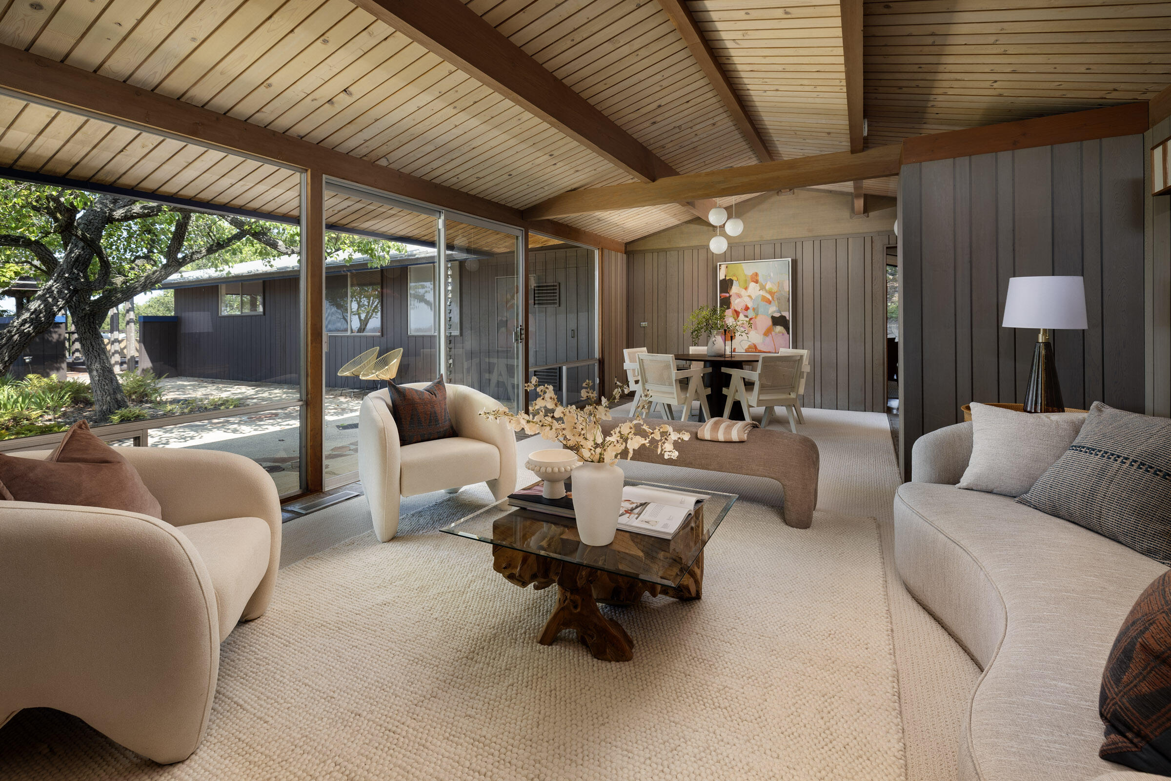 Santa Barbara, California 93110, United States, 4 Bedrooms Bedrooms, ,3 BathroomsBathrooms,Residential,Active,123184