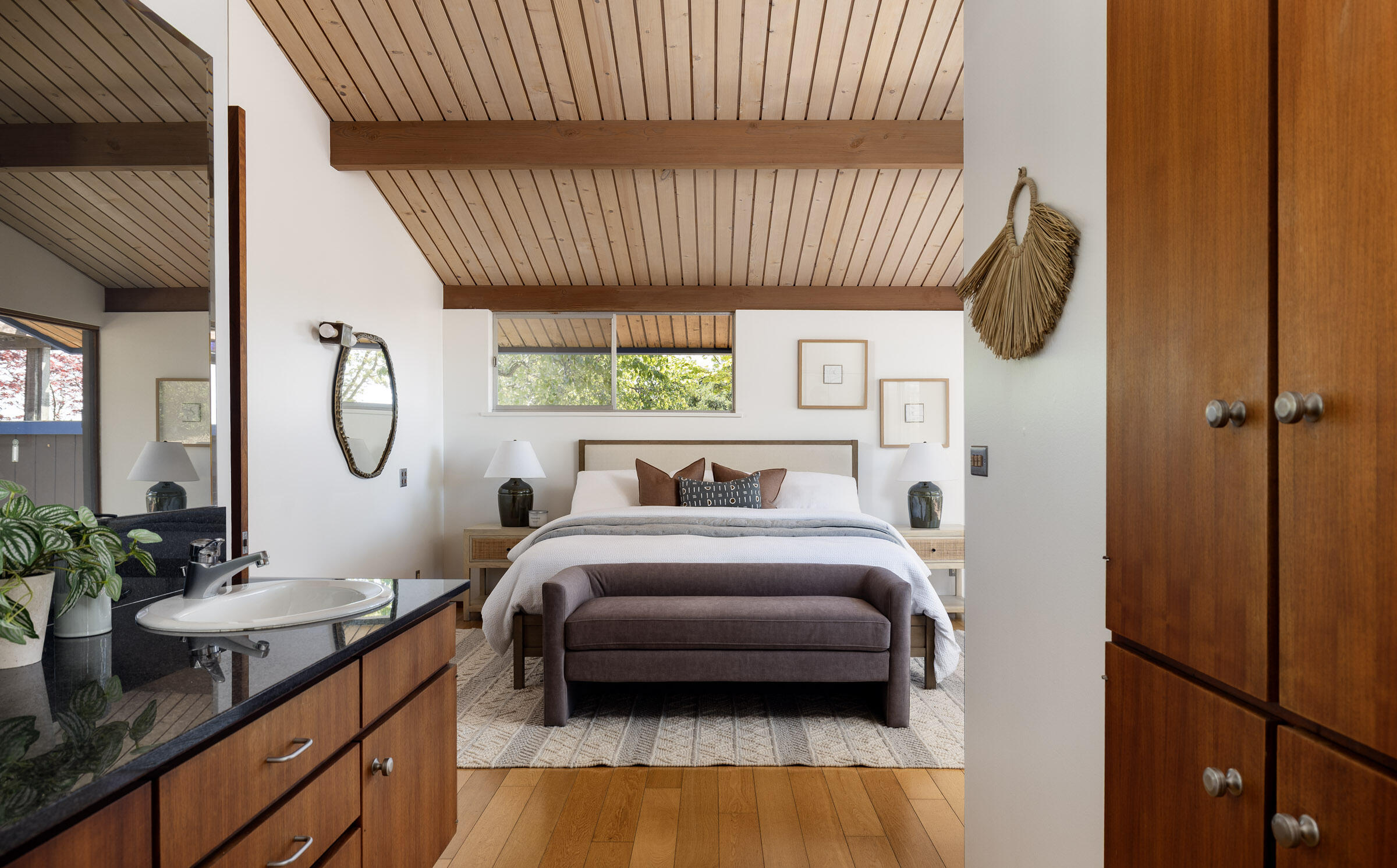 Santa Barbara, California 93110, United States, 4 Bedrooms Bedrooms, ,3 BathroomsBathrooms,Residential,Active,123184