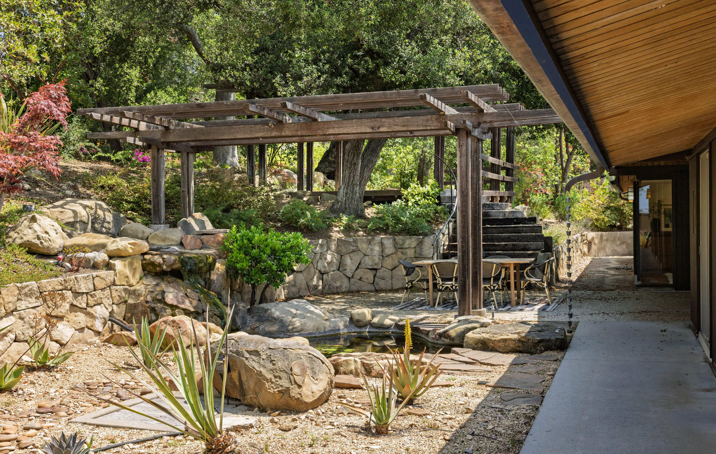 Santa Barbara, California 93110, United States, 4 Bedrooms Bedrooms, ,3 BathroomsBathrooms,Residential,Active,123184