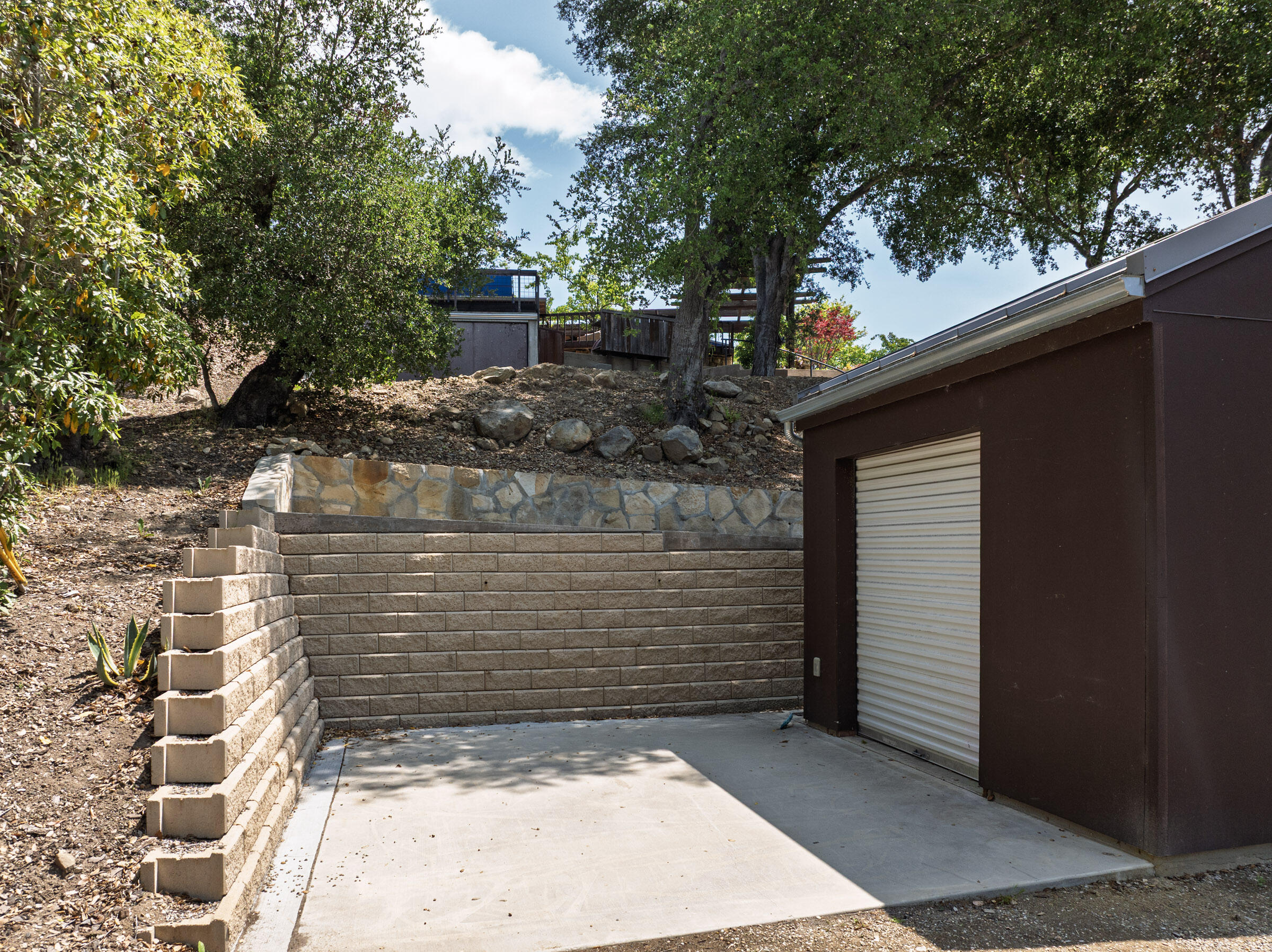 Santa Barbara, California 93110, United States, 4 Bedrooms Bedrooms, ,3 BathroomsBathrooms,Residential,Active,123184