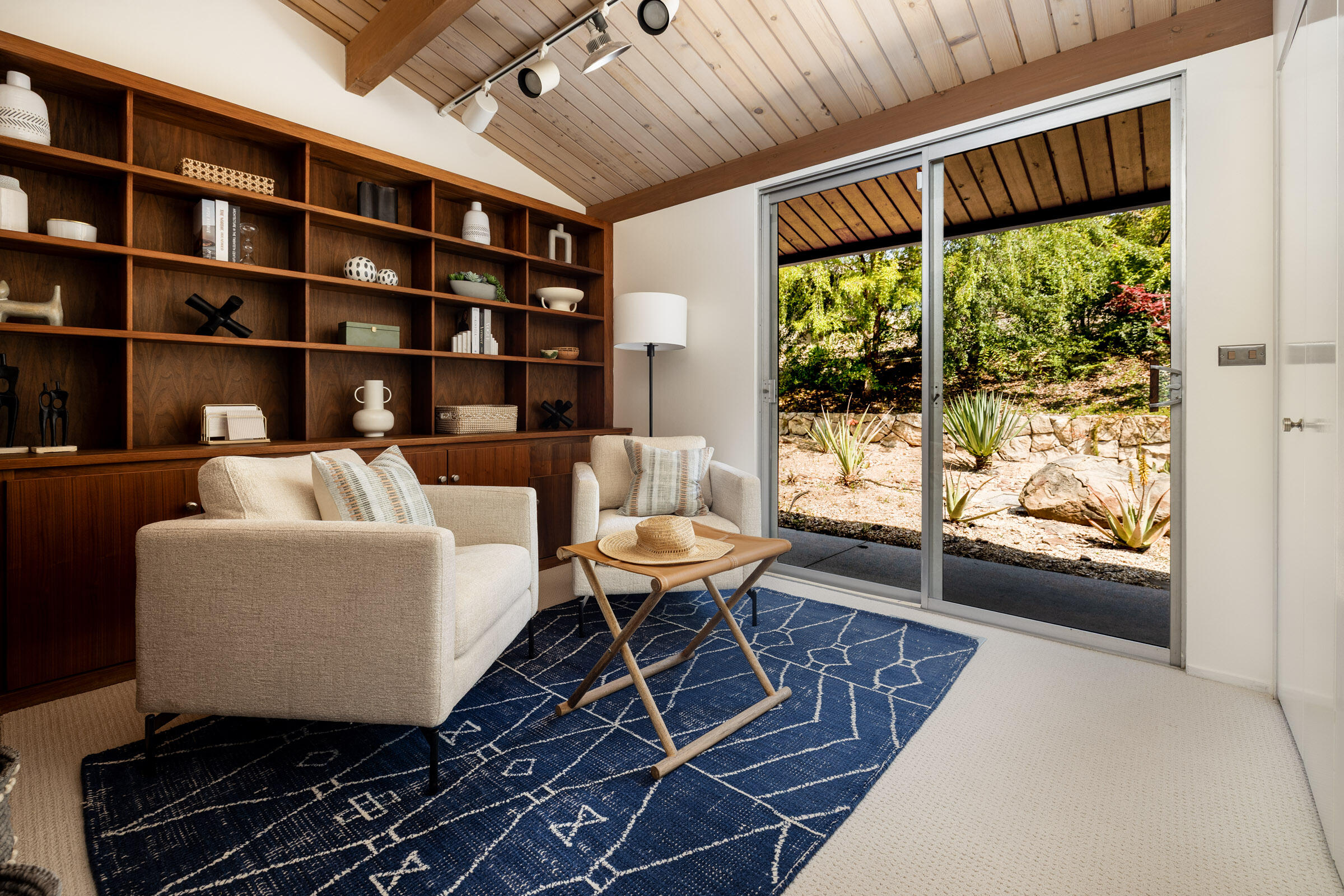 Santa Barbara, California 93110, United States, 4 Bedrooms Bedrooms, ,3 BathroomsBathrooms,Residential,Active,123184