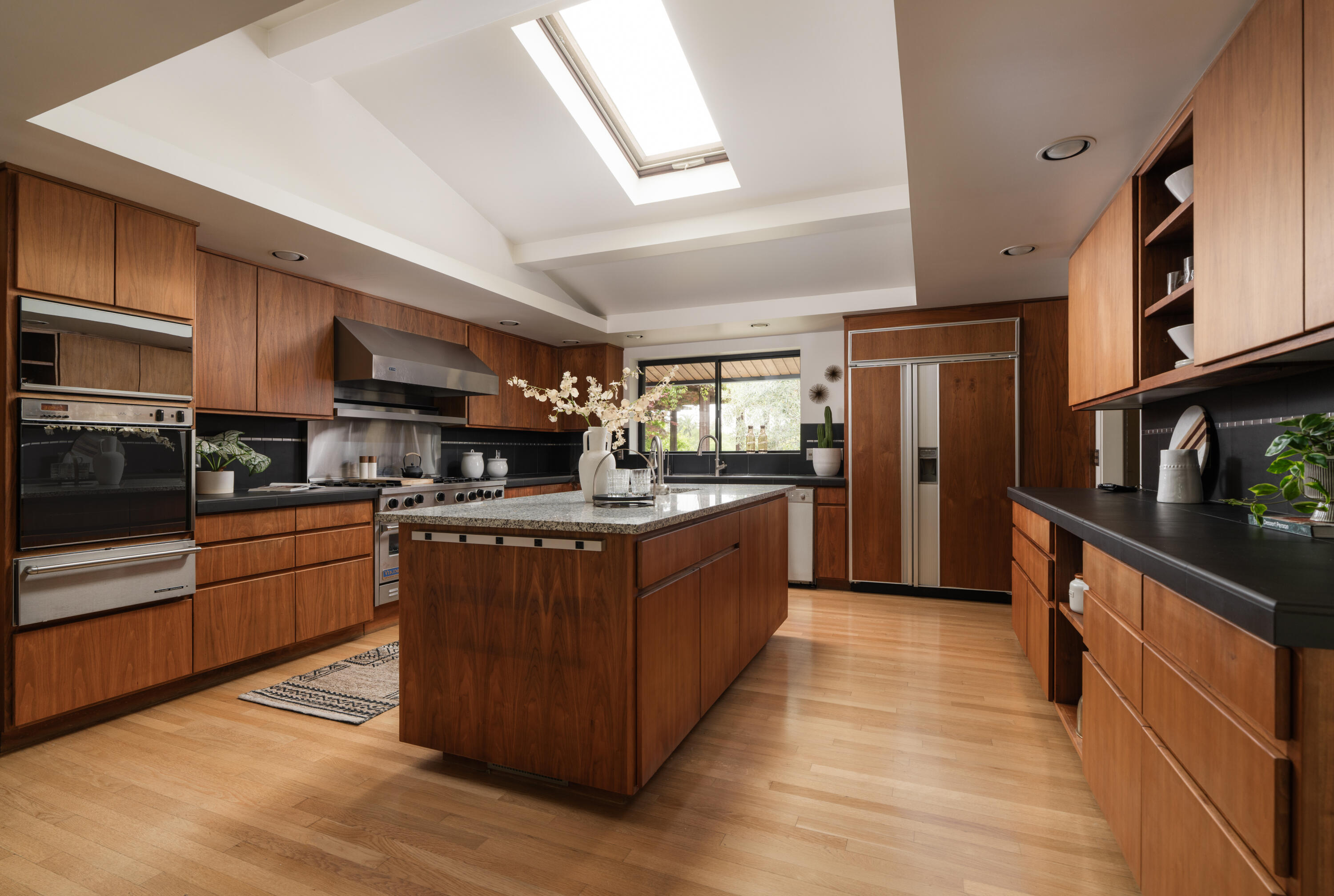 Santa Barbara, California 93110, United States, 4 Bedrooms Bedrooms, ,3 BathroomsBathrooms,Residential,Active,123184