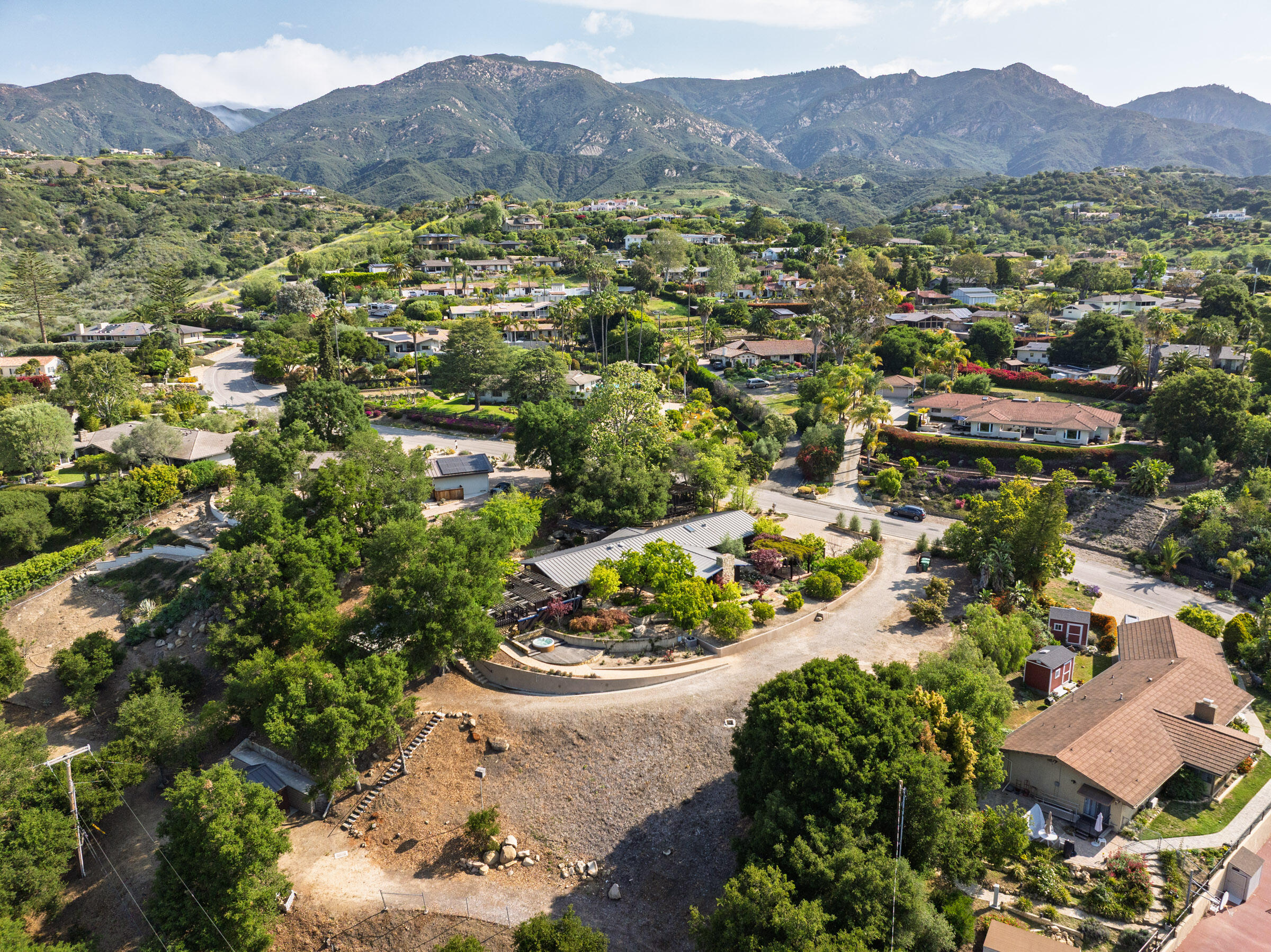 Santa Barbara, California 93110, United States, 4 Bedrooms Bedrooms, ,3 BathroomsBathrooms,Residential,Active,123184