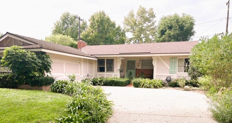 Photo of 982 Barcelona Drive, SANTA BARBARA, CA 93105 (MLS # 26-3123)