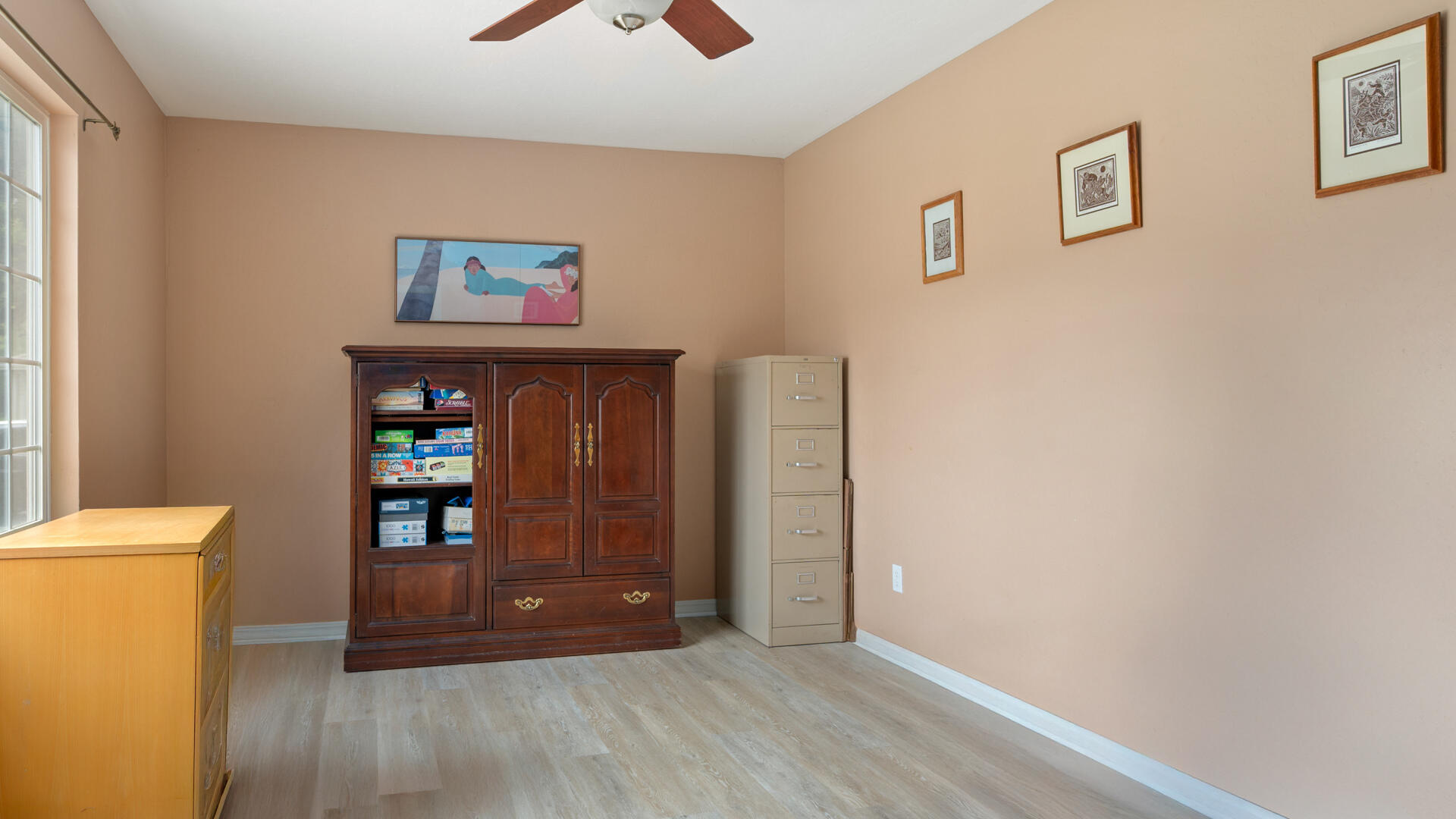 Buellton, California 93427, United States, 3 Bedrooms Bedrooms, ,2 BathroomsBathrooms,Residential,Active,184400