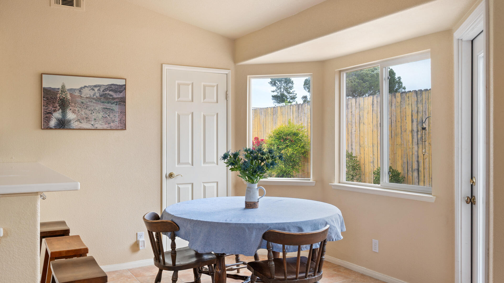 Buellton, California 93427, United States, 3 Bedrooms Bedrooms, ,2 BathroomsBathrooms,Residential,Active,184400