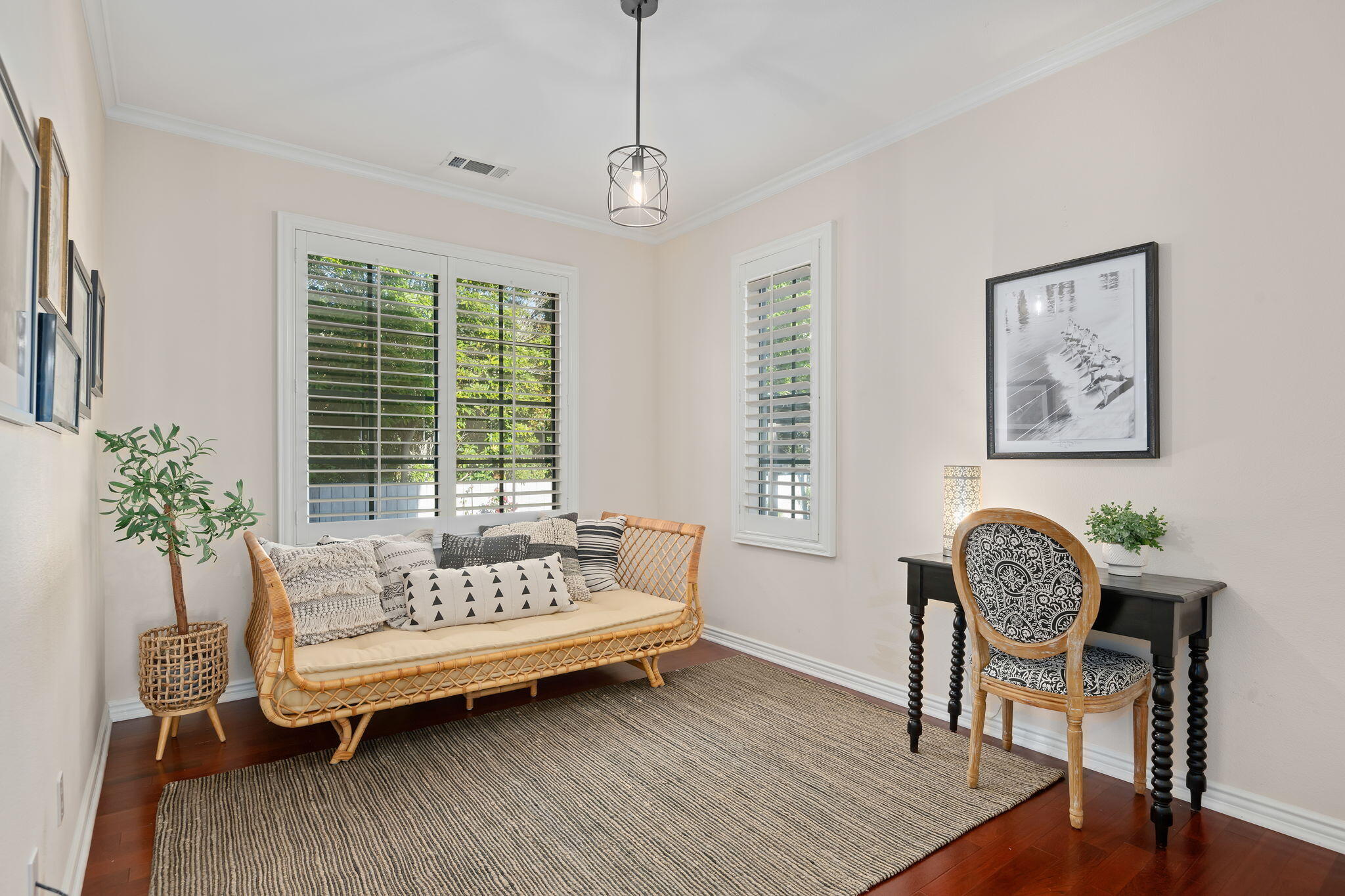 Santa Barbara, California 93111, United States, 4 Bedrooms Bedrooms, ,3 BathroomsBathrooms,Residential,Active,135641