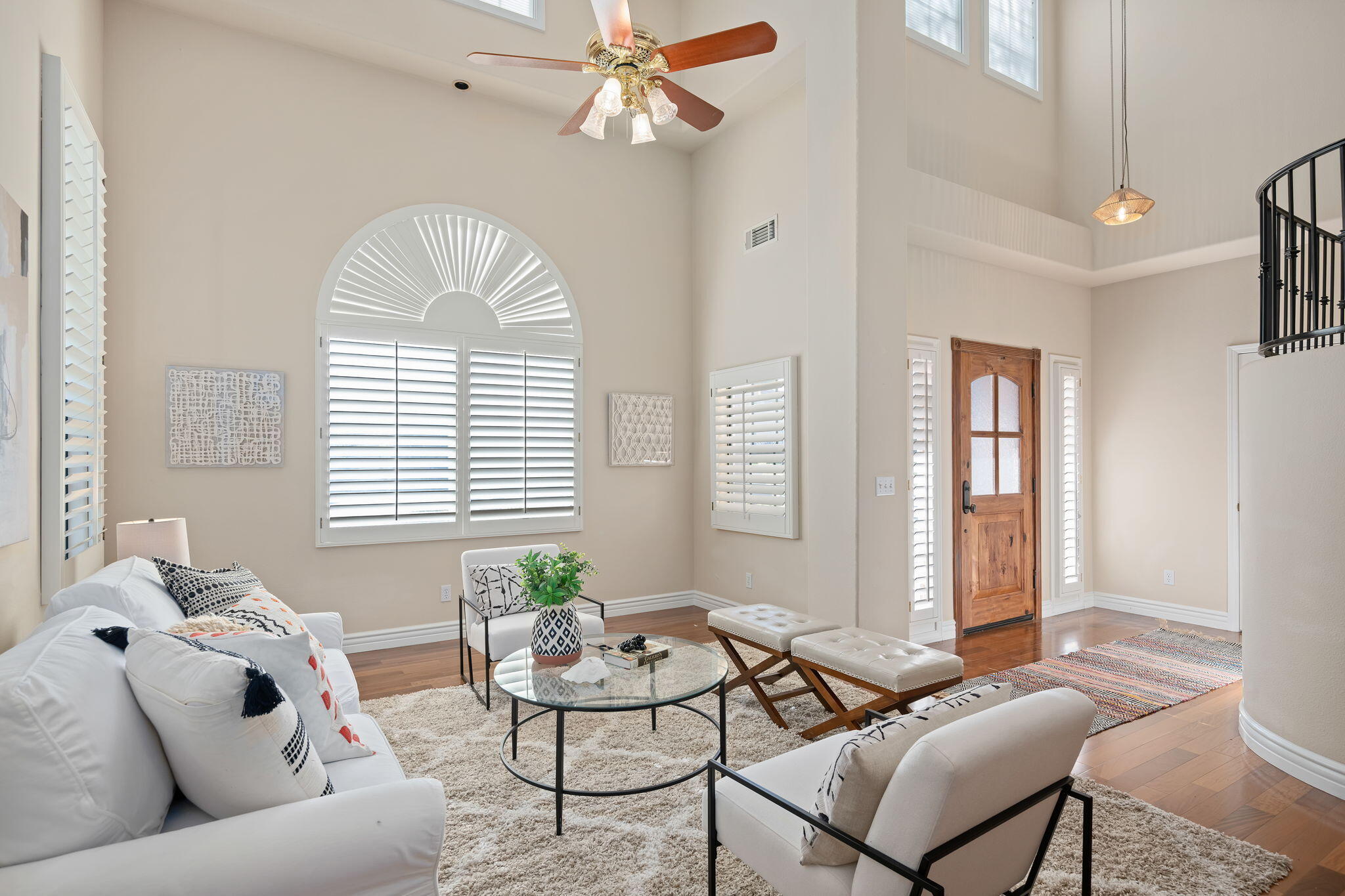 Santa Barbara, California 93111, United States, 4 Bedrooms Bedrooms, ,3 BathroomsBathrooms,Residential,Active,135641