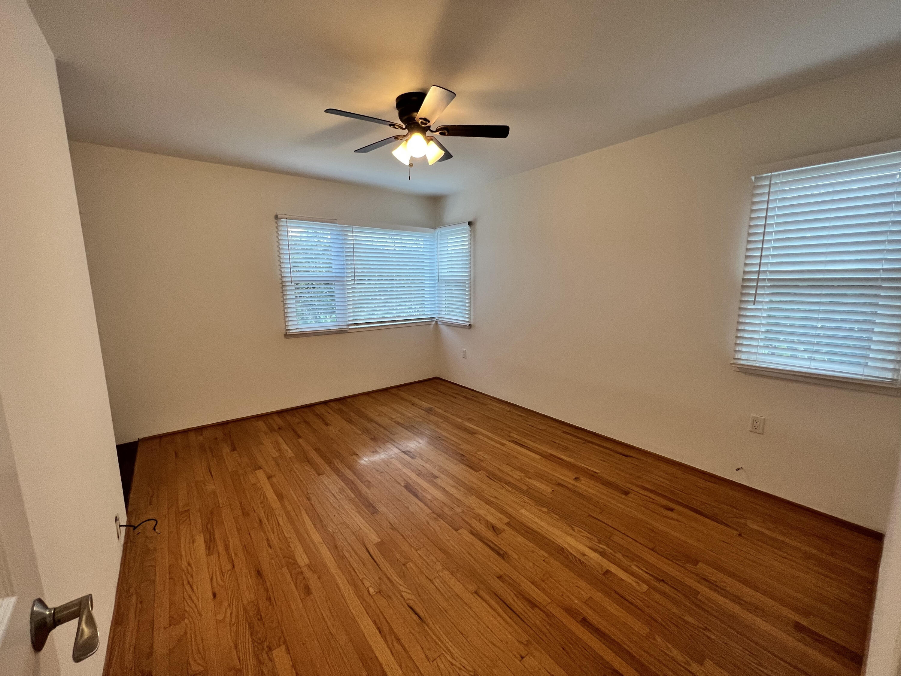 Santa Barbara, California 93101, United States, 3 Bedrooms Bedrooms, ,1 BathroomBathrooms,Residential,Active,59964