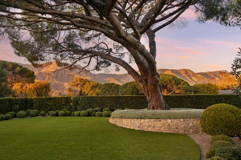 2076 China Flat Road MONTECITO CA 93108