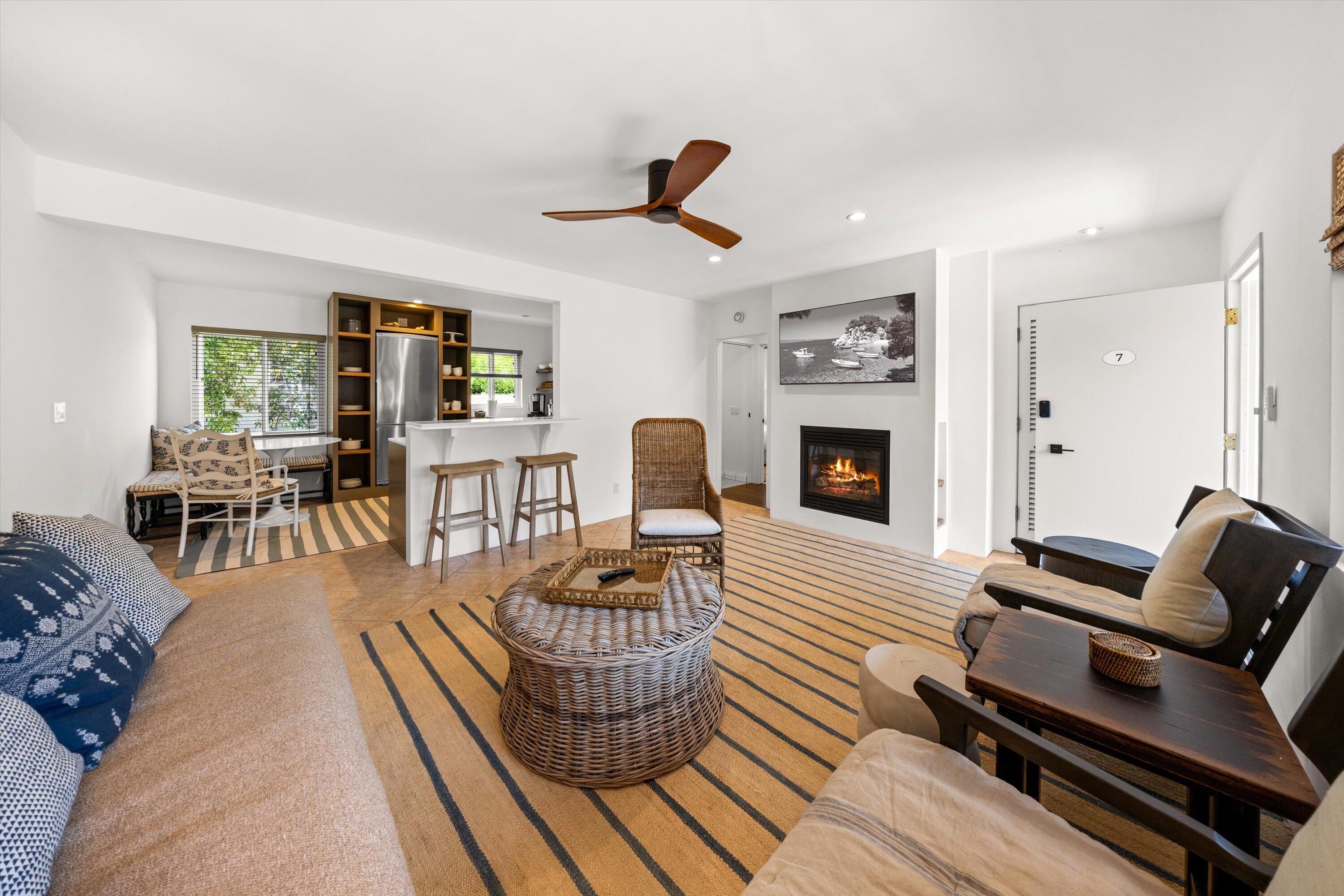 Santa Barbara, California 93103, United States, ,Residential,Active,168509