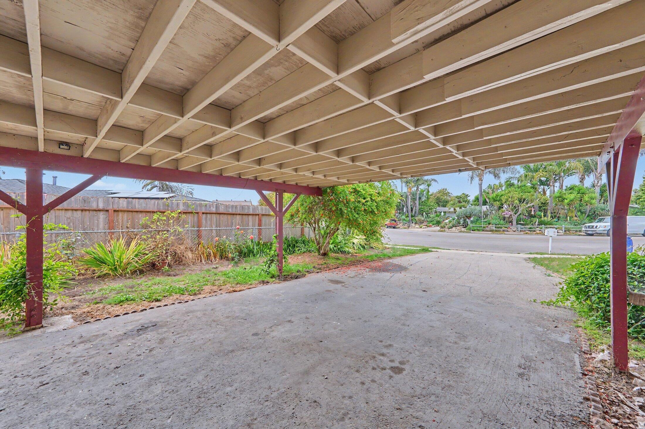 4937 Nipomo Drive