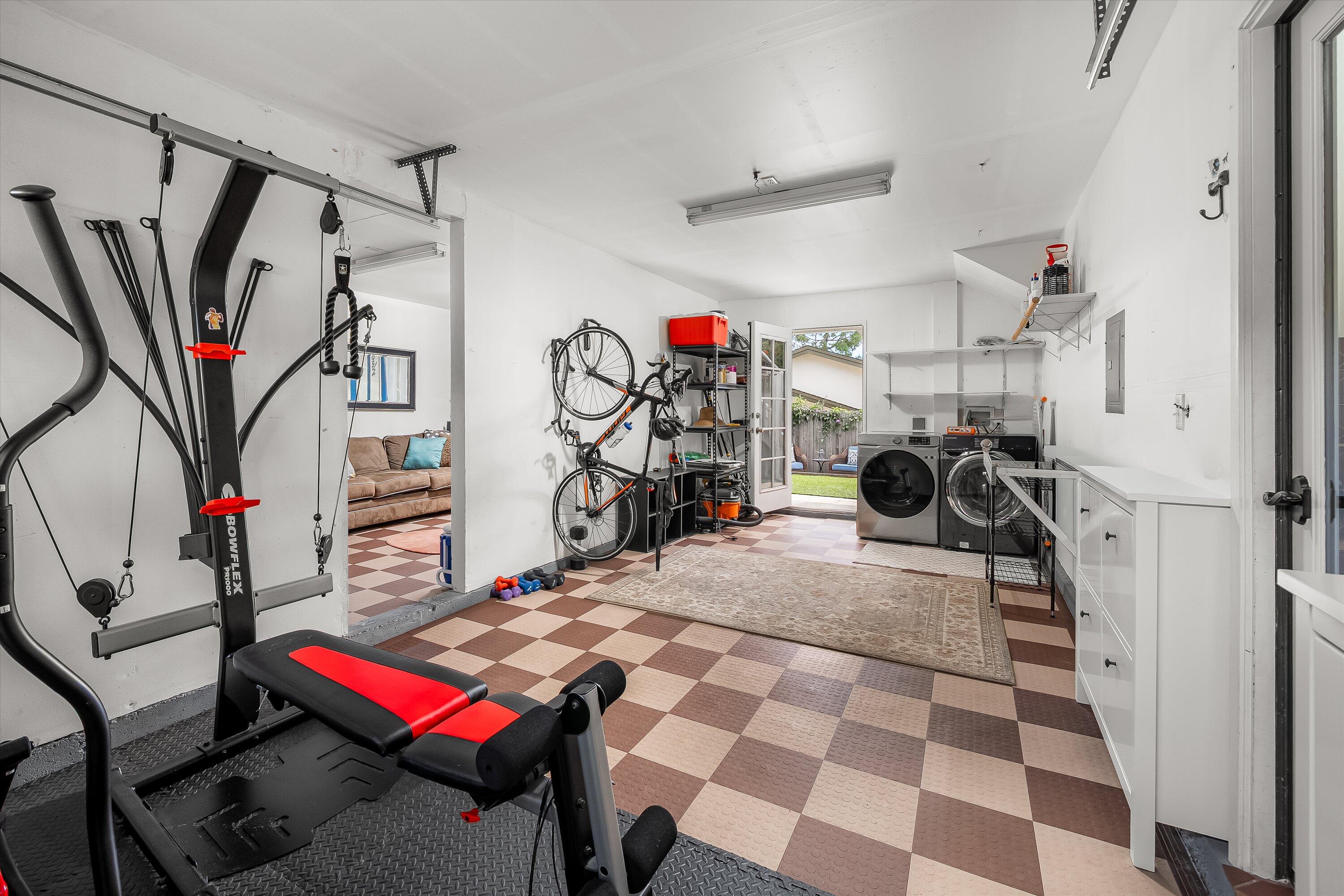 Santa Barbara, California 93110, United States, 2 Bedrooms Bedrooms, ,2 BathroomsBathrooms,Residential,Active,251561