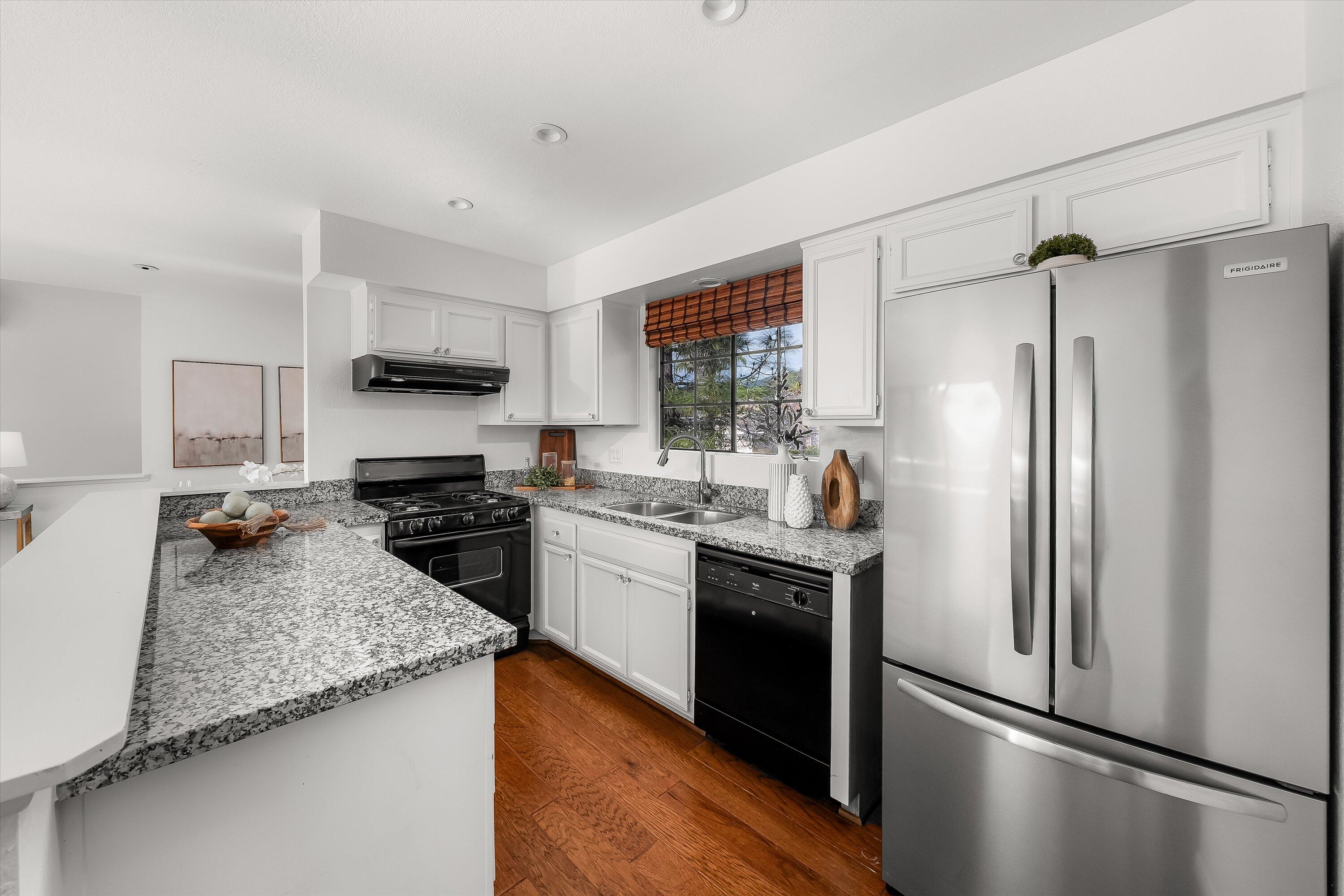 Santa Barbara, California 93110, United States, 2 Bedrooms Bedrooms, ,2 BathroomsBathrooms,Residential,Active,251561