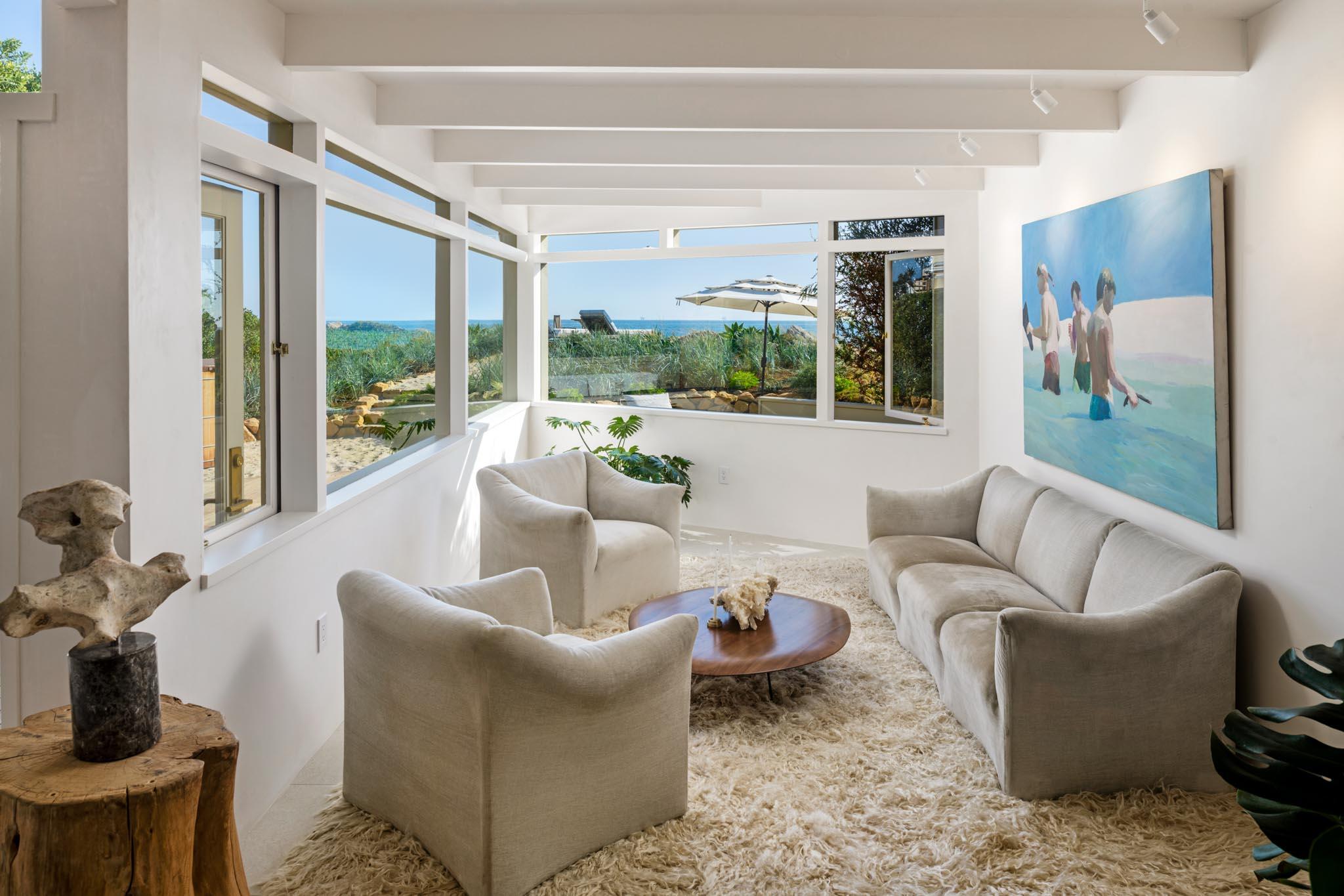 Carpinteria, California 93013, United States, 5 Bedrooms Bedrooms, ,4 BathroomsBathrooms,Residential,Active,222295