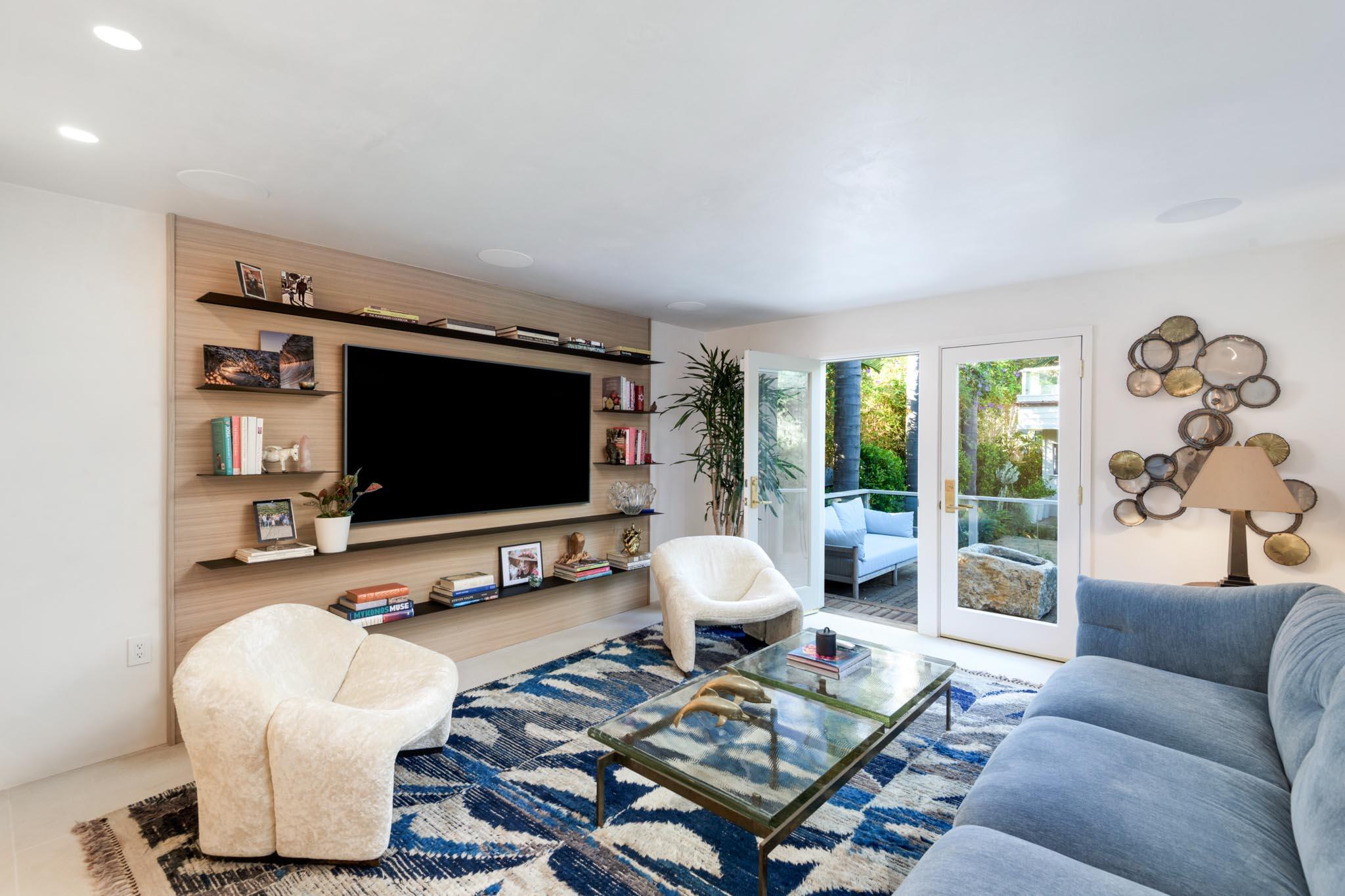 Carpinteria, California 93013, United States, 5 Bedrooms Bedrooms, ,4 BathroomsBathrooms,Residential,Active,222295