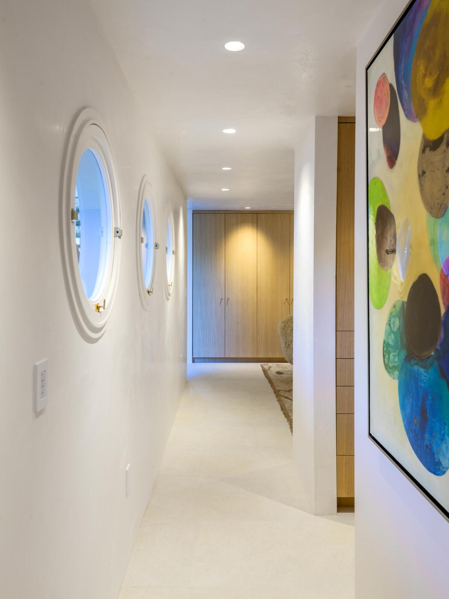 Carpinteria, California 93013, United States, 5 Bedrooms Bedrooms, ,4 BathroomsBathrooms,Residential,Active,222295