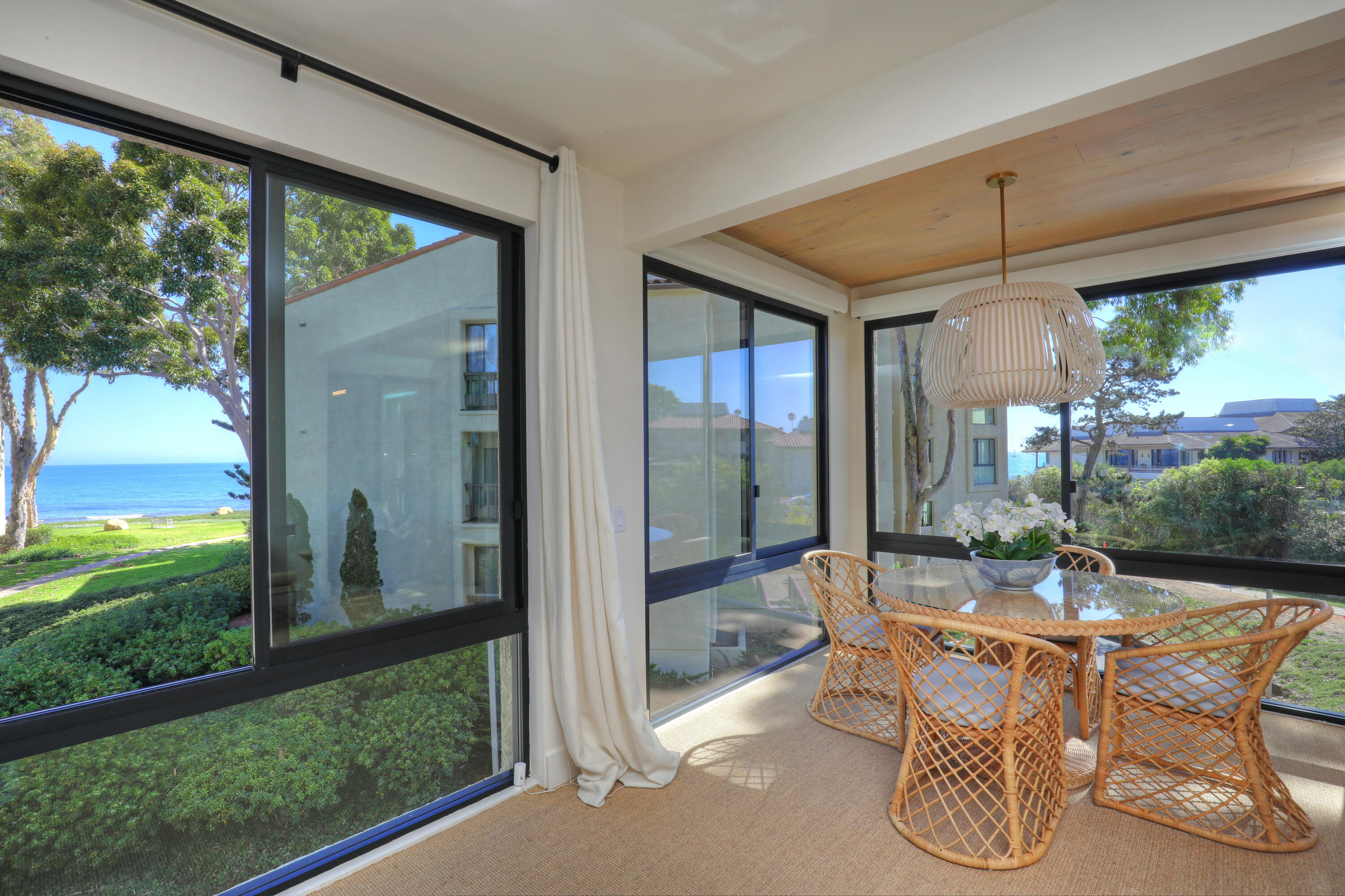 Montecito, California 93108, United States, 2 Bedrooms Bedrooms, ,2 BathroomsBathrooms,Residential,Active,39950