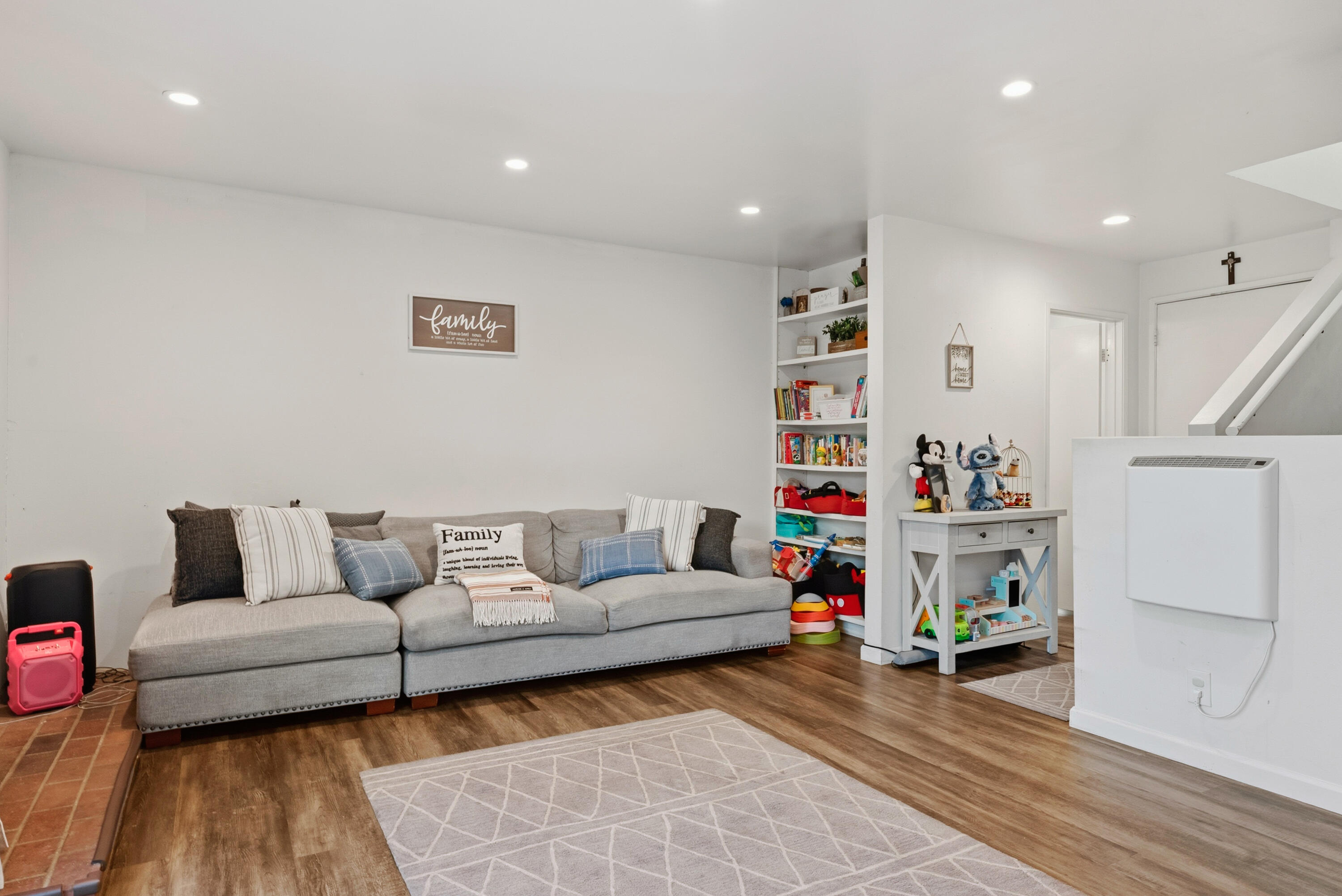 5088 Rhoads Avenue D