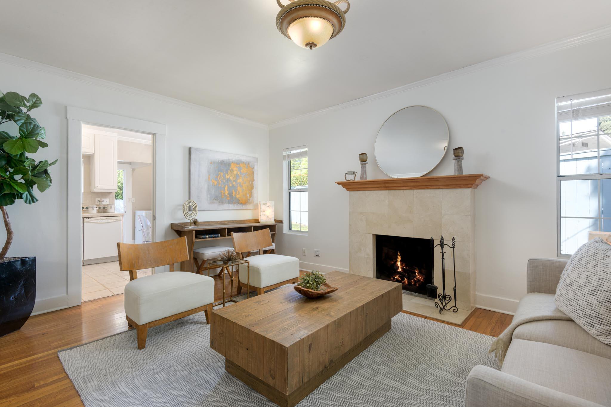 Santa Barbara, California 93105, United States, 4 Bedrooms Bedrooms, ,3 BathroomsBathrooms,Residential,Active,105158