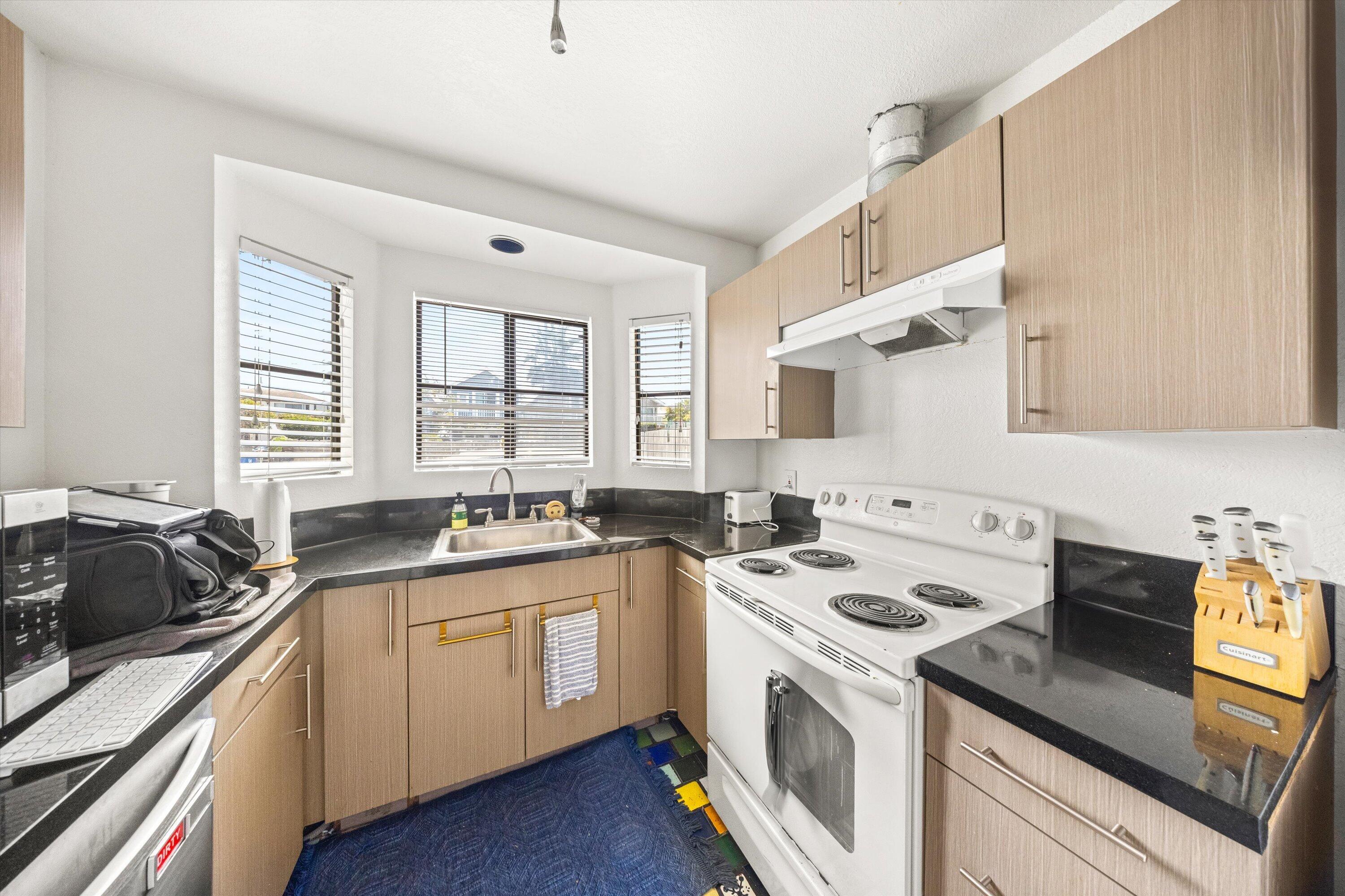 6516 Del Playa Drive