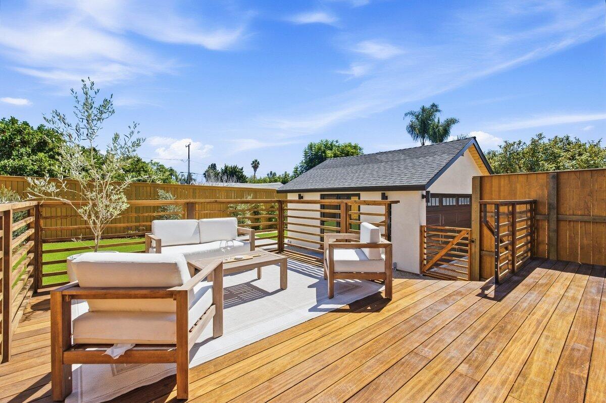 1014 E Ortega Street