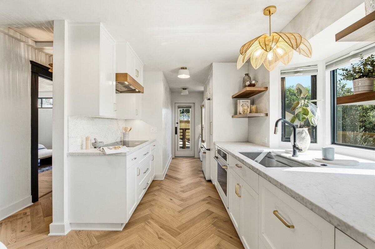 1014 E Ortega Street