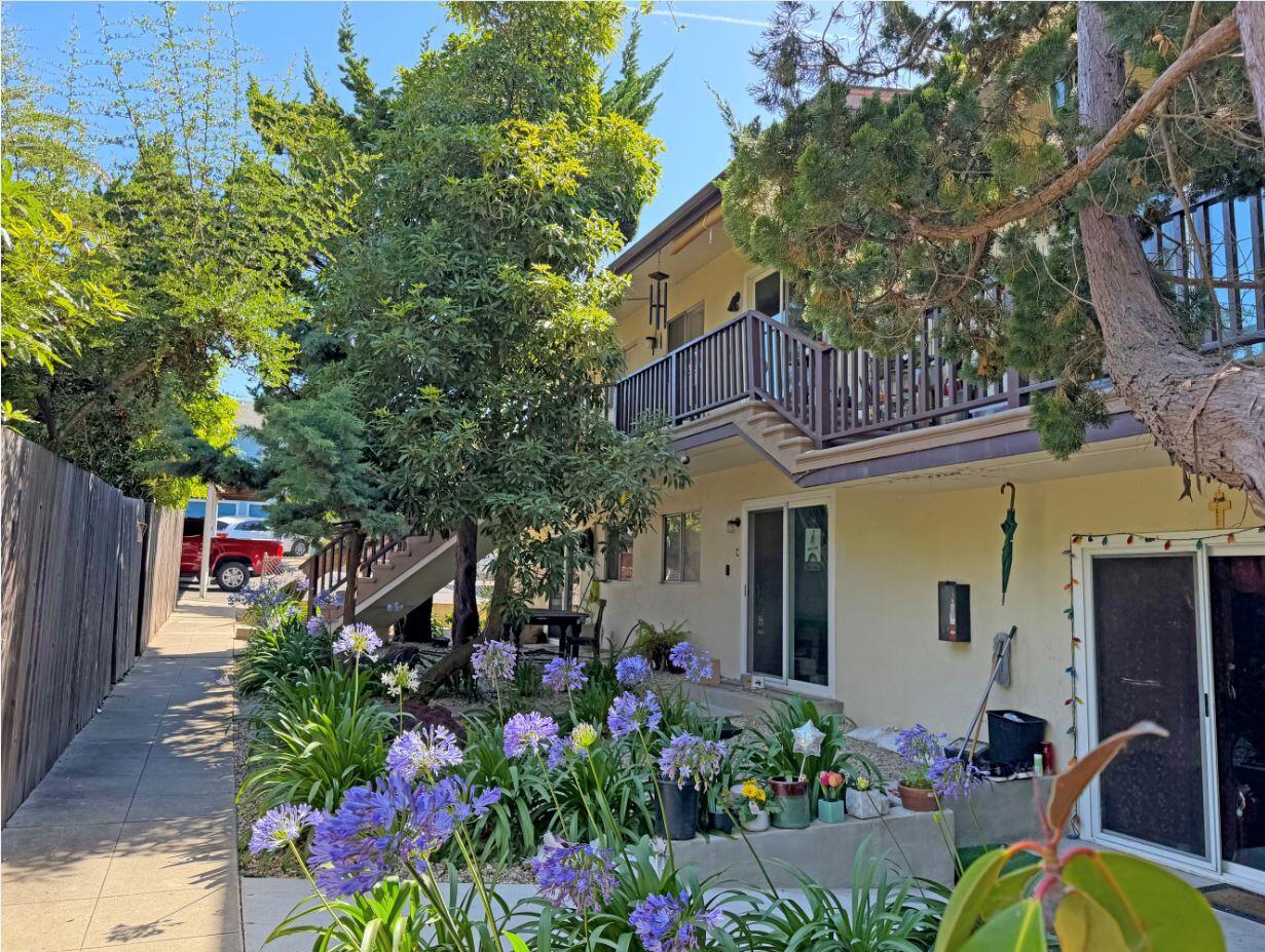 1226 N Salsipuedes Street