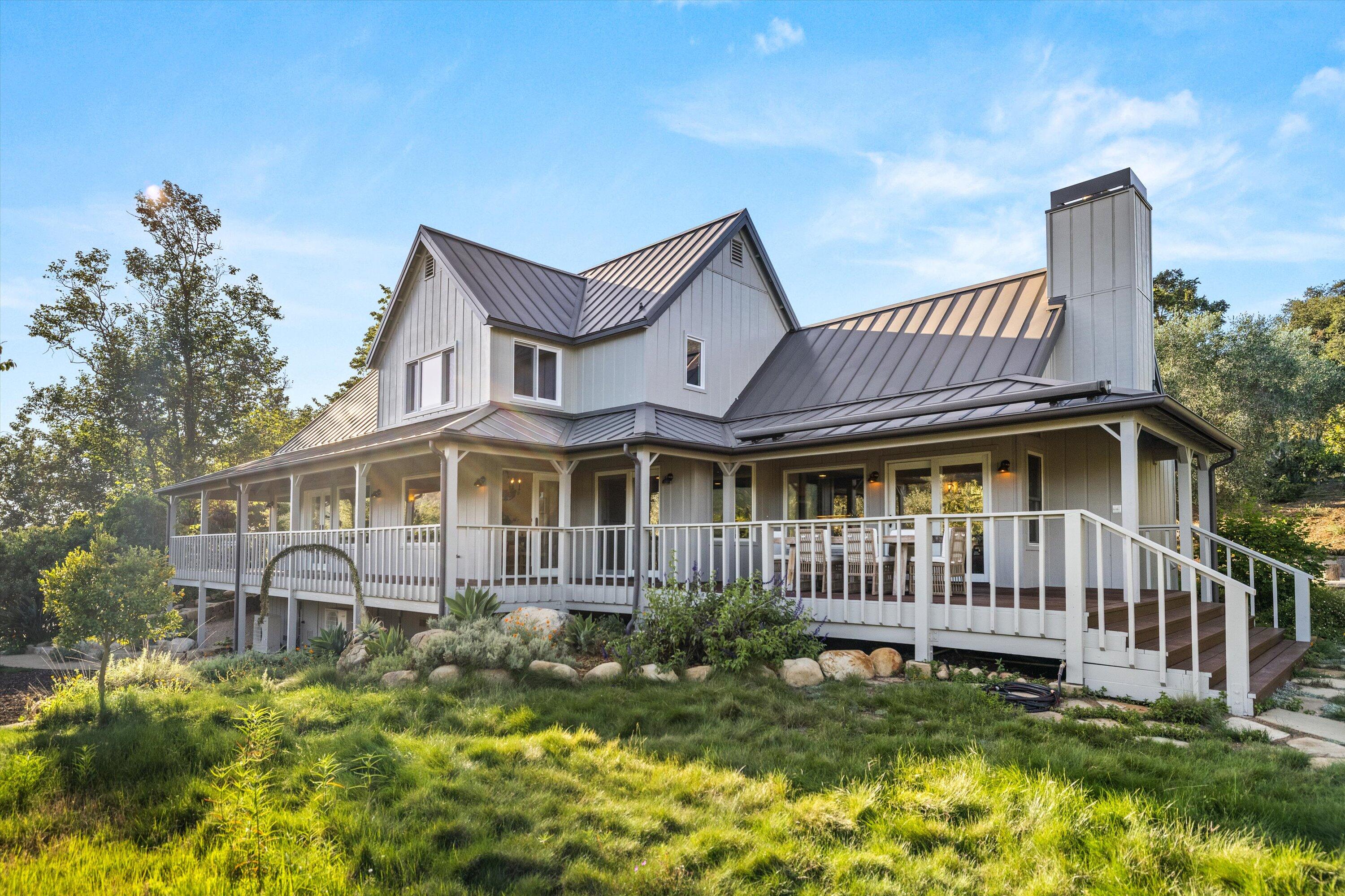 Carpinteria, California 93013, United States, 4 Bedrooms Bedrooms, ,5 BathroomsBathrooms,Residential,Active,125105