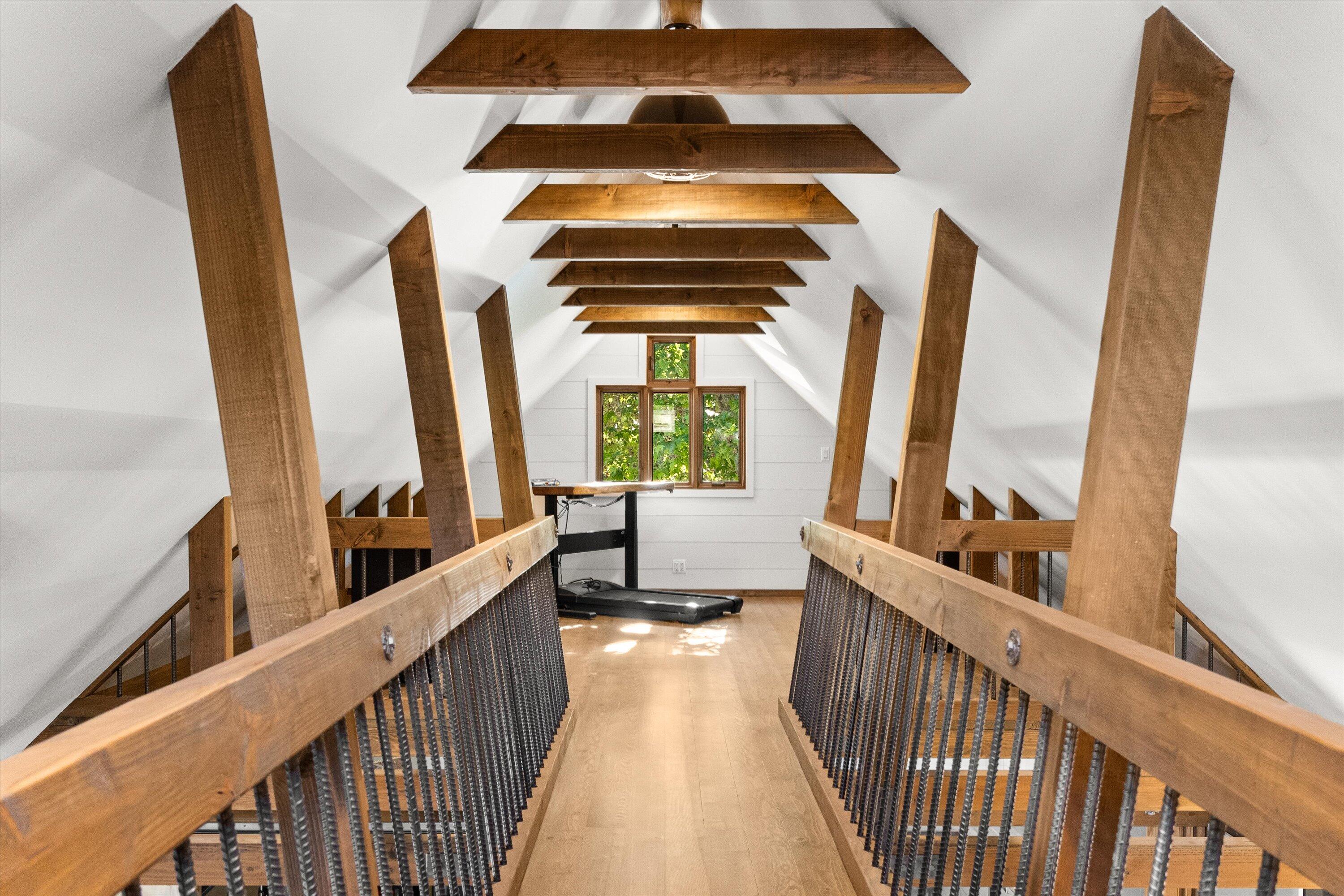 Carpinteria, California 93013, United States, 4 Bedrooms Bedrooms, ,5 BathroomsBathrooms,Residential,Active,125105