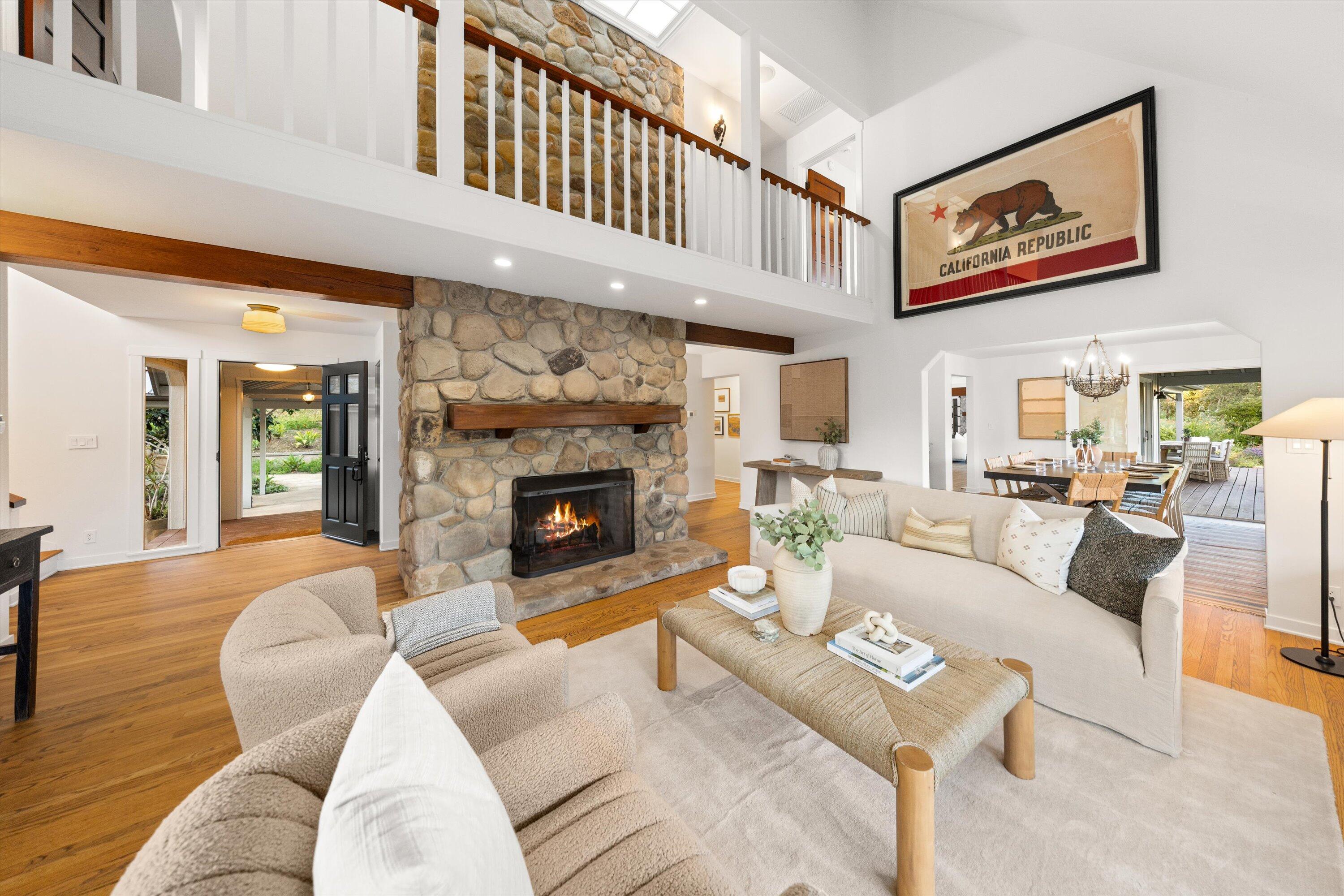 Carpinteria, California 93013, United States, 4 Bedrooms Bedrooms, ,5 BathroomsBathrooms,Residential,Active,125105