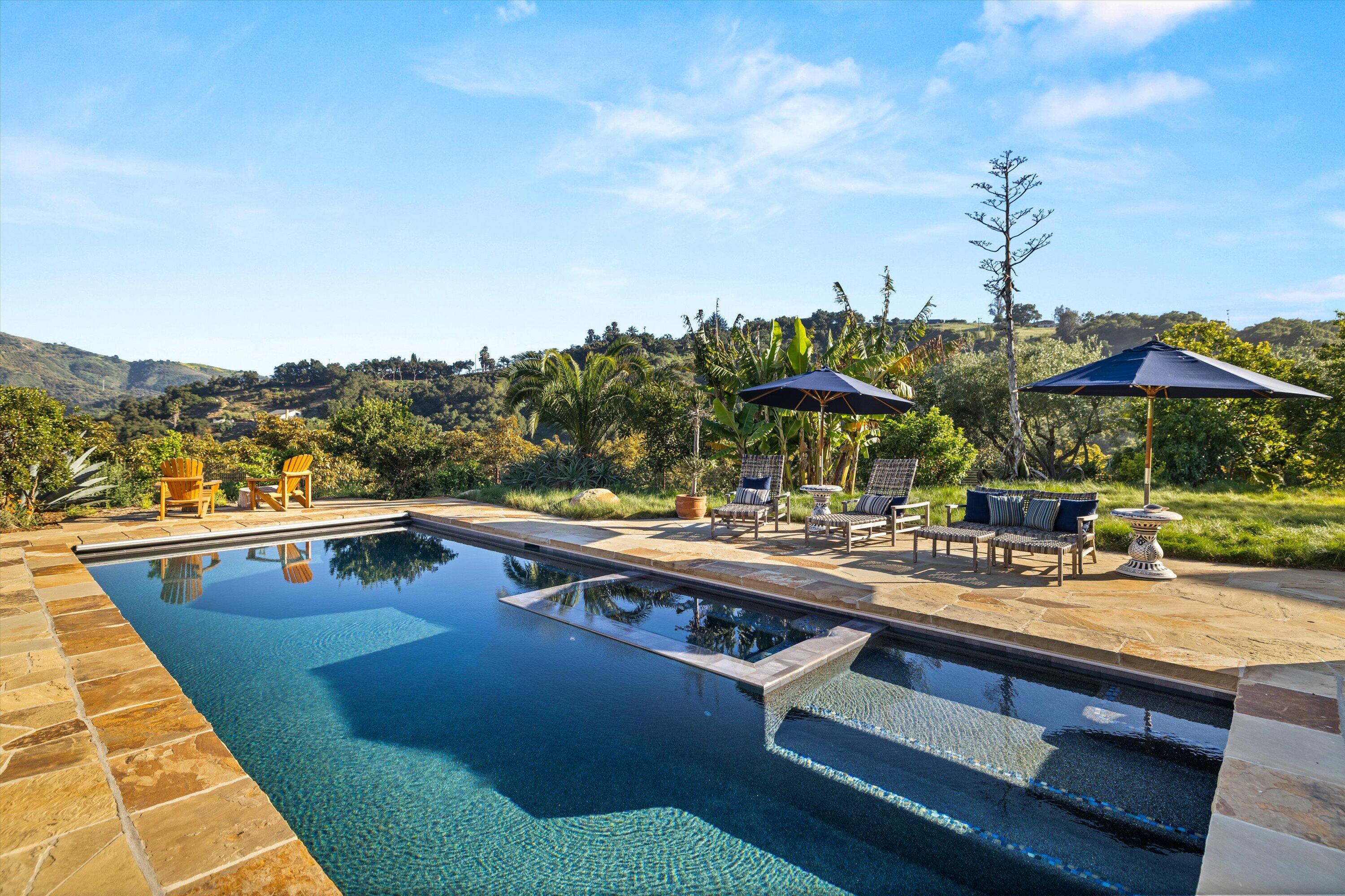 Carpinteria, California 93013, United States, 4 Bedrooms Bedrooms, ,5 BathroomsBathrooms,Residential,Active,125105