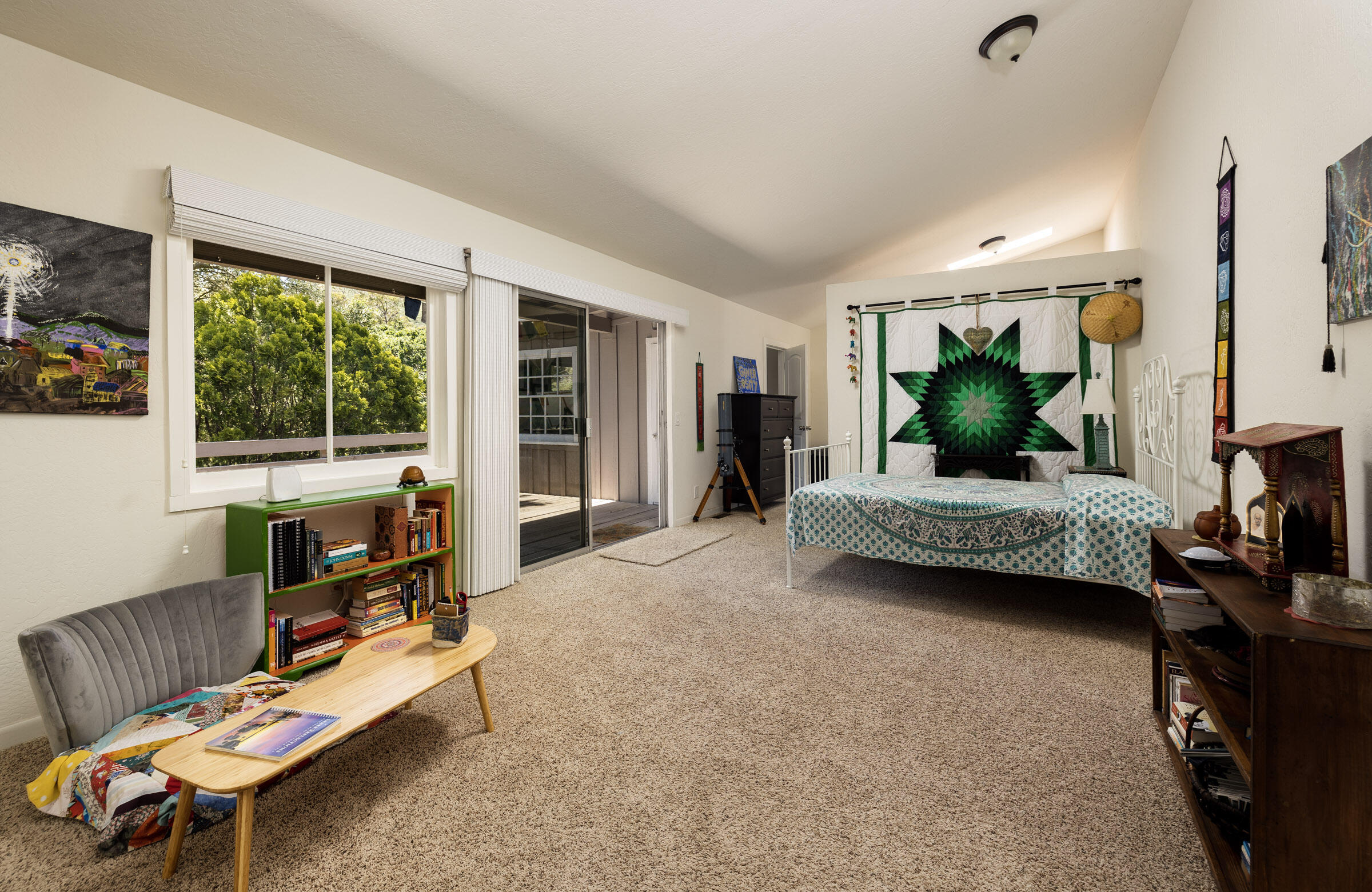 Santa Barbara, California 93105, United States, 3 Bedrooms Bedrooms, ,3 BathroomsBathrooms,Residential,Pending,72690