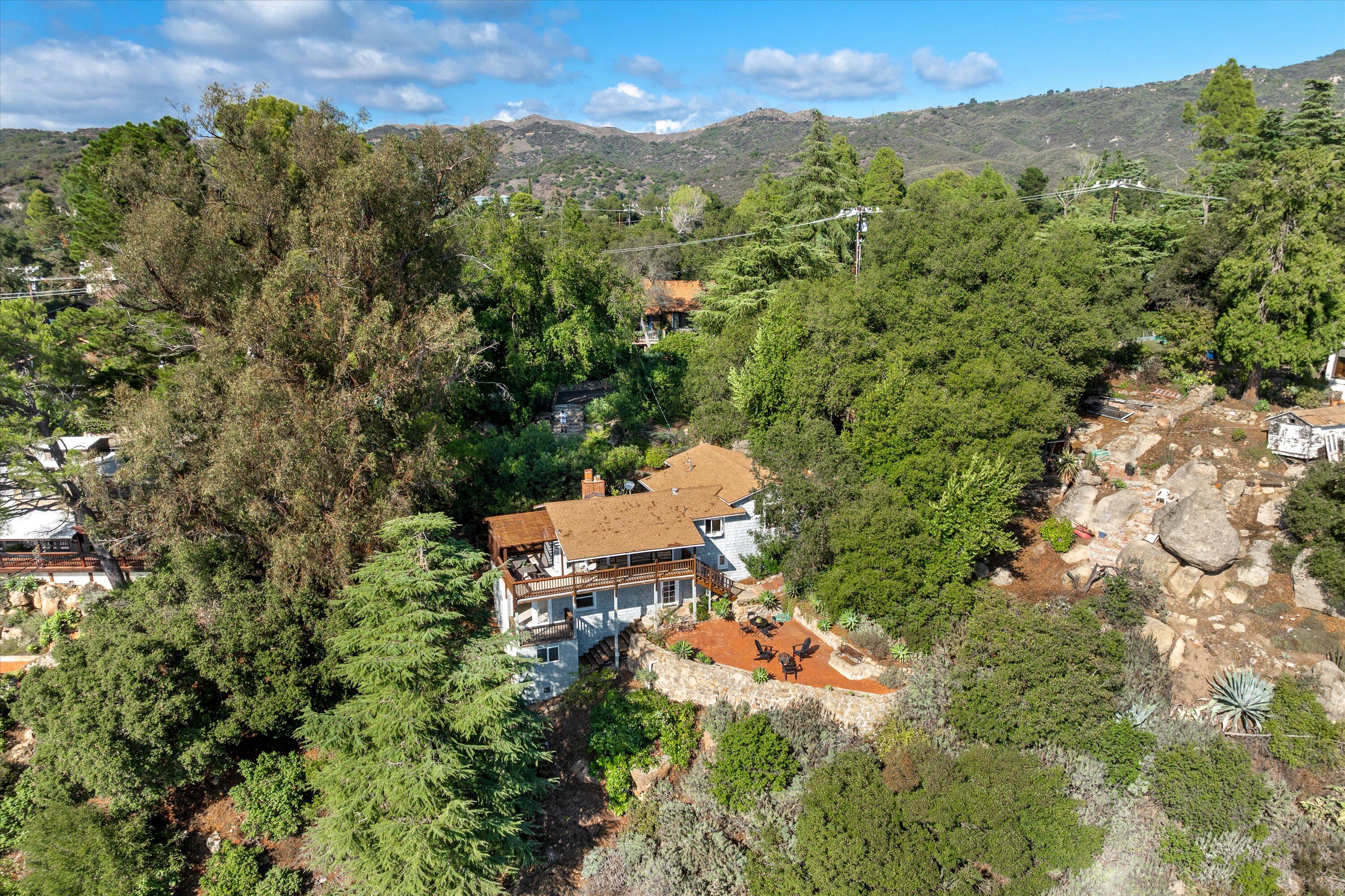 Santa Barbara, California 93105, United States, 3 Bedrooms Bedrooms, ,2 BathroomsBathrooms,Residential,Active,220421