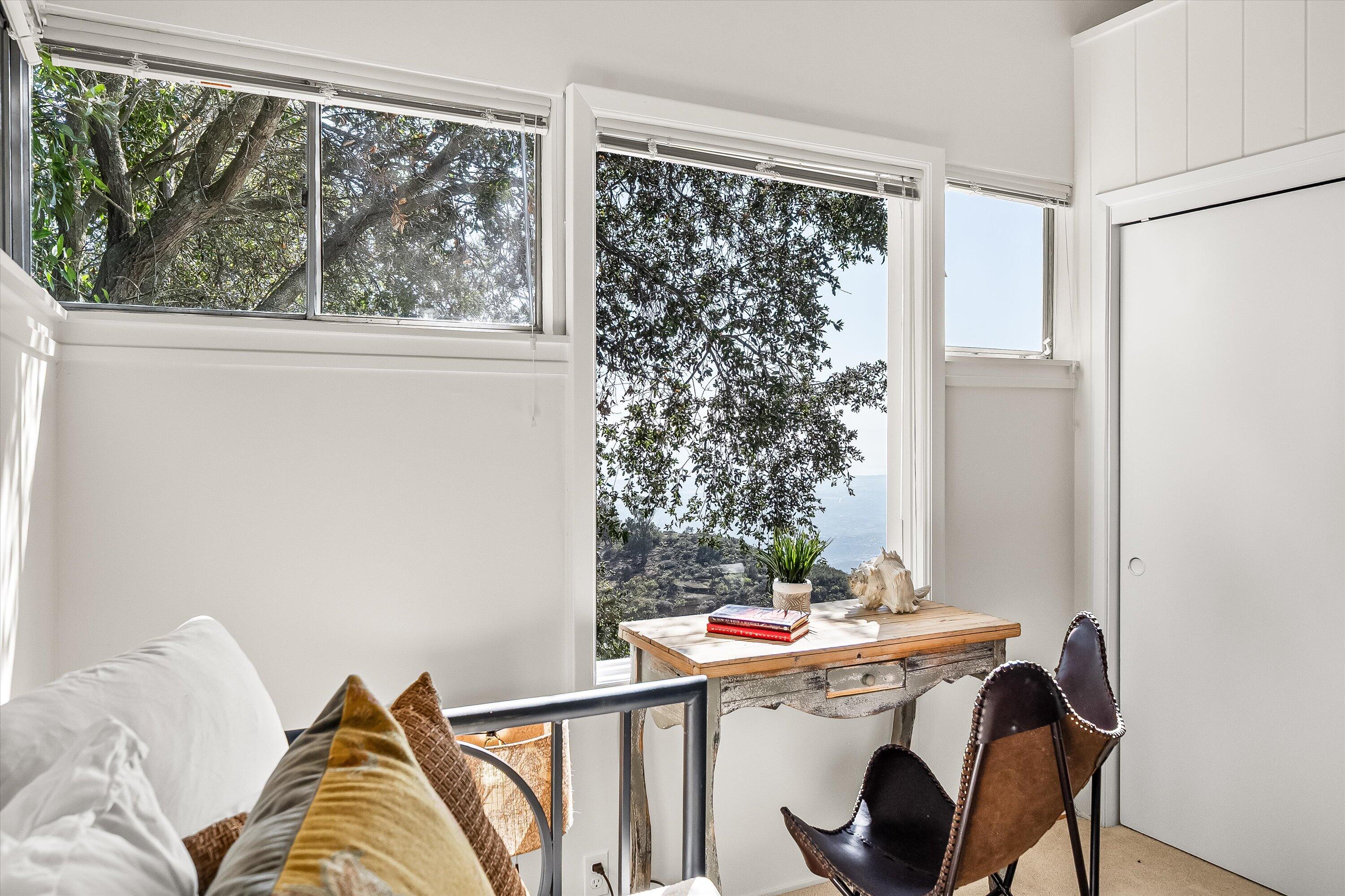 Santa Barbara, California 93105, United States, 3 Bedrooms Bedrooms, ,2 BathroomsBathrooms,Residential,Active,220421