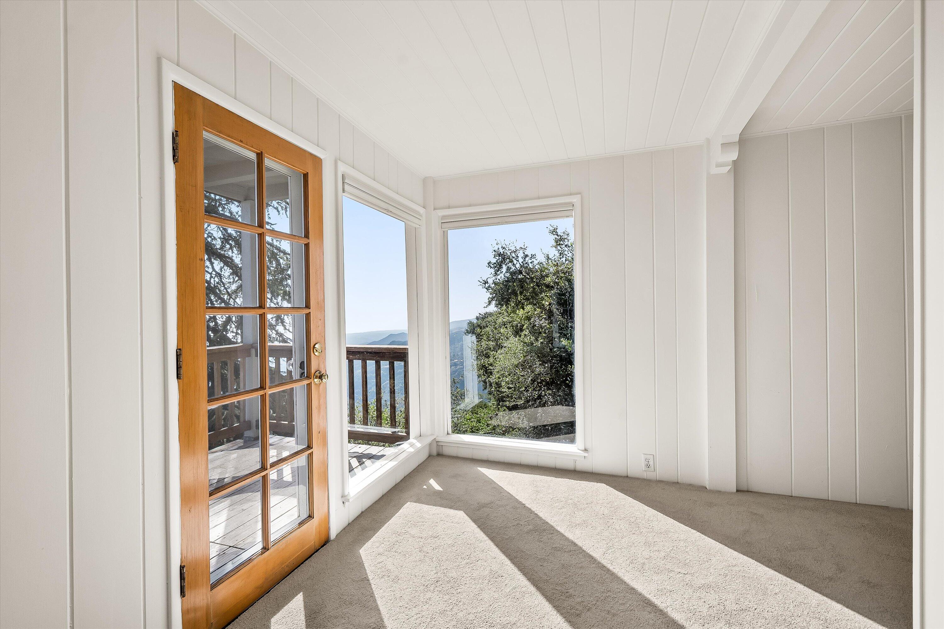 Santa Barbara, California 93105, United States, 3 Bedrooms Bedrooms, ,2 BathroomsBathrooms,Residential,Active,220421