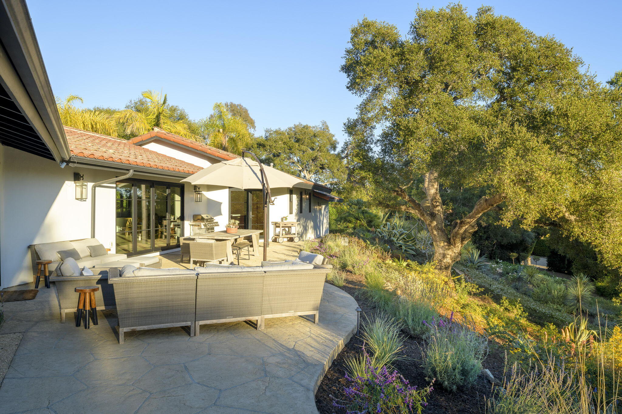 Santa Barbara, California 93108, United States, 4 Bedrooms Bedrooms, ,3 BathroomsBathrooms,Residential,Active,180856