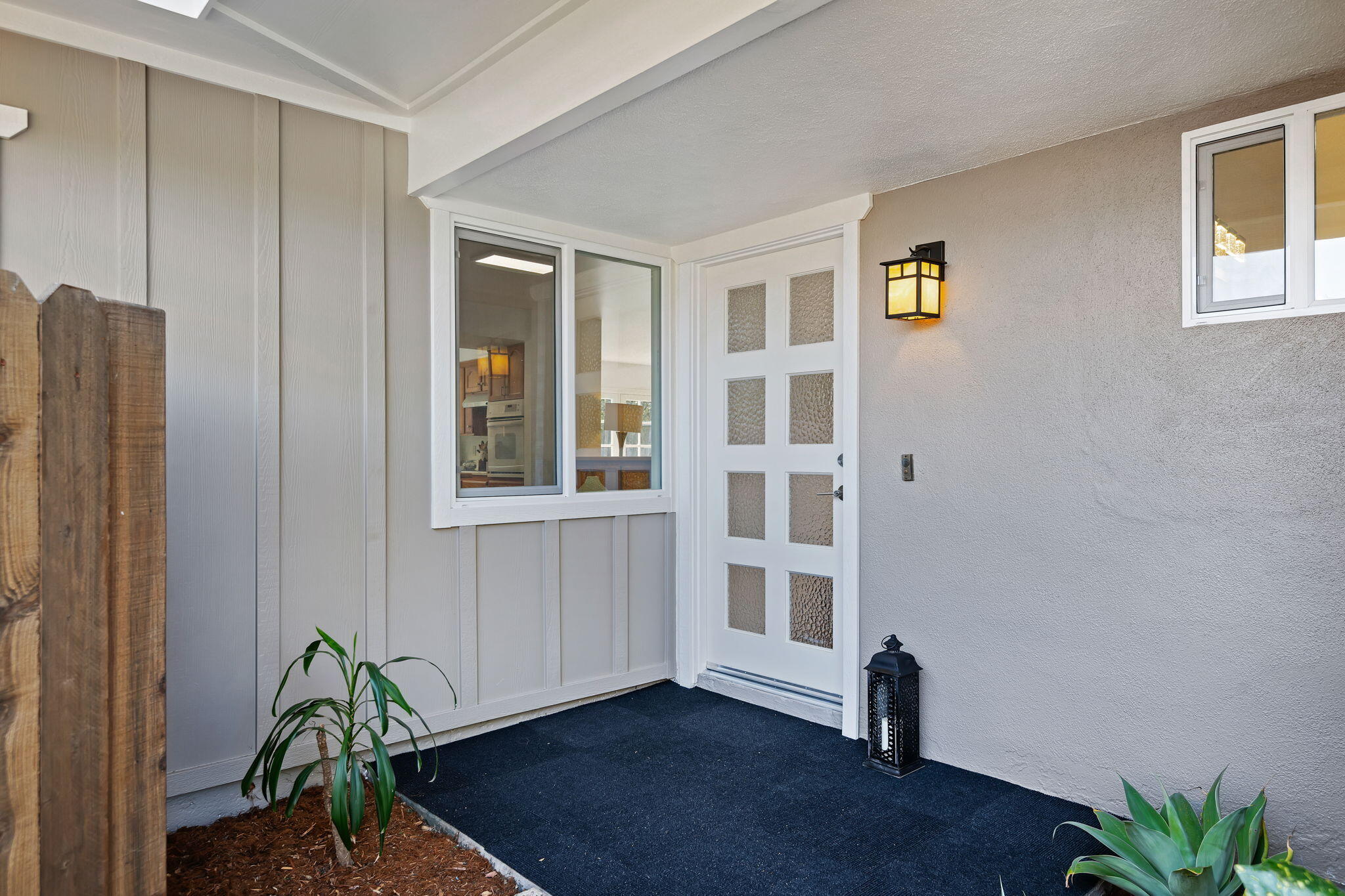 Goleta, California 93117, United States, 5 Bedrooms Bedrooms, ,3 BathroomsBathrooms,Residential,Pending,77232