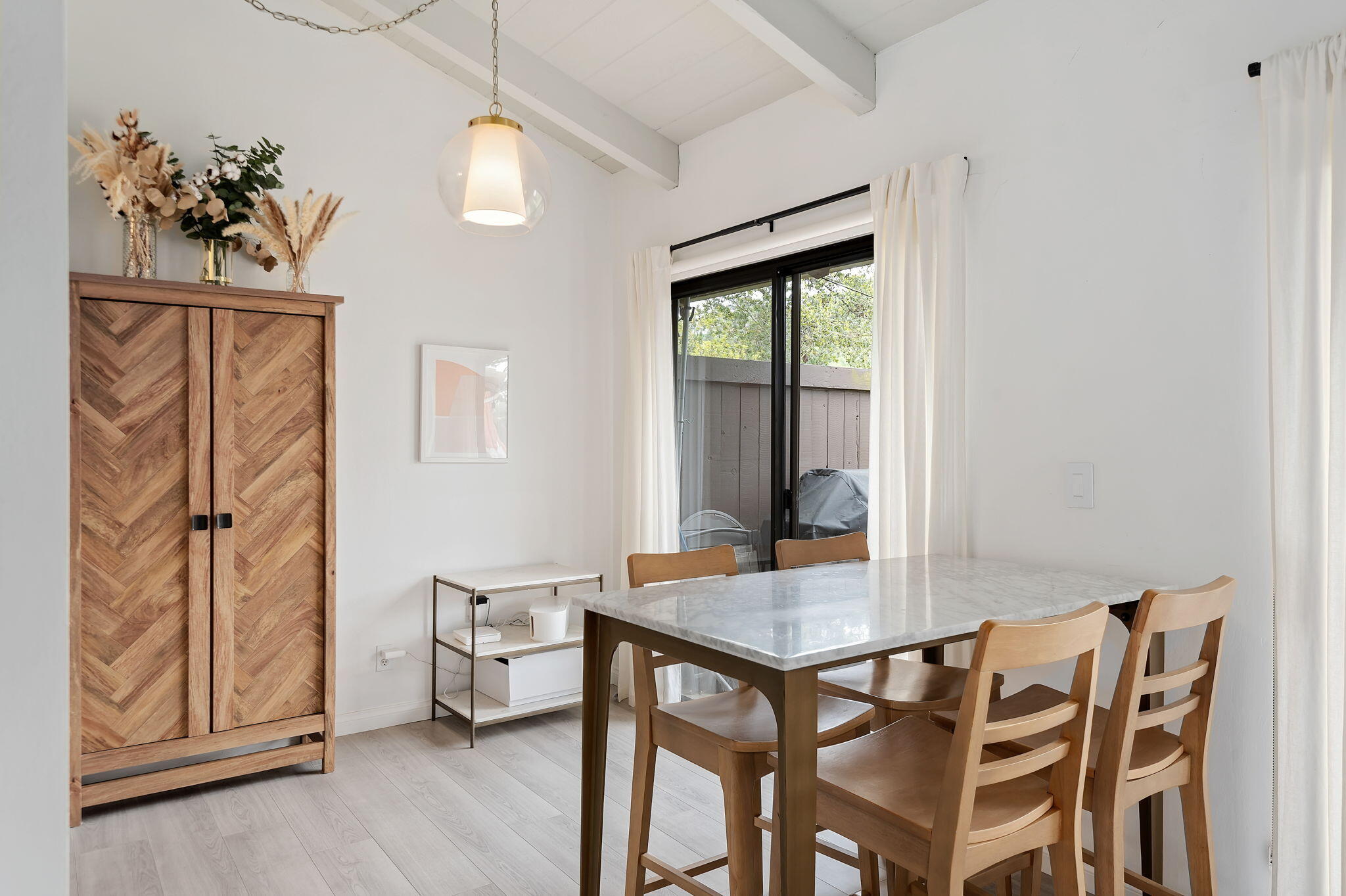 1031 Miramonte Drive Apt 2