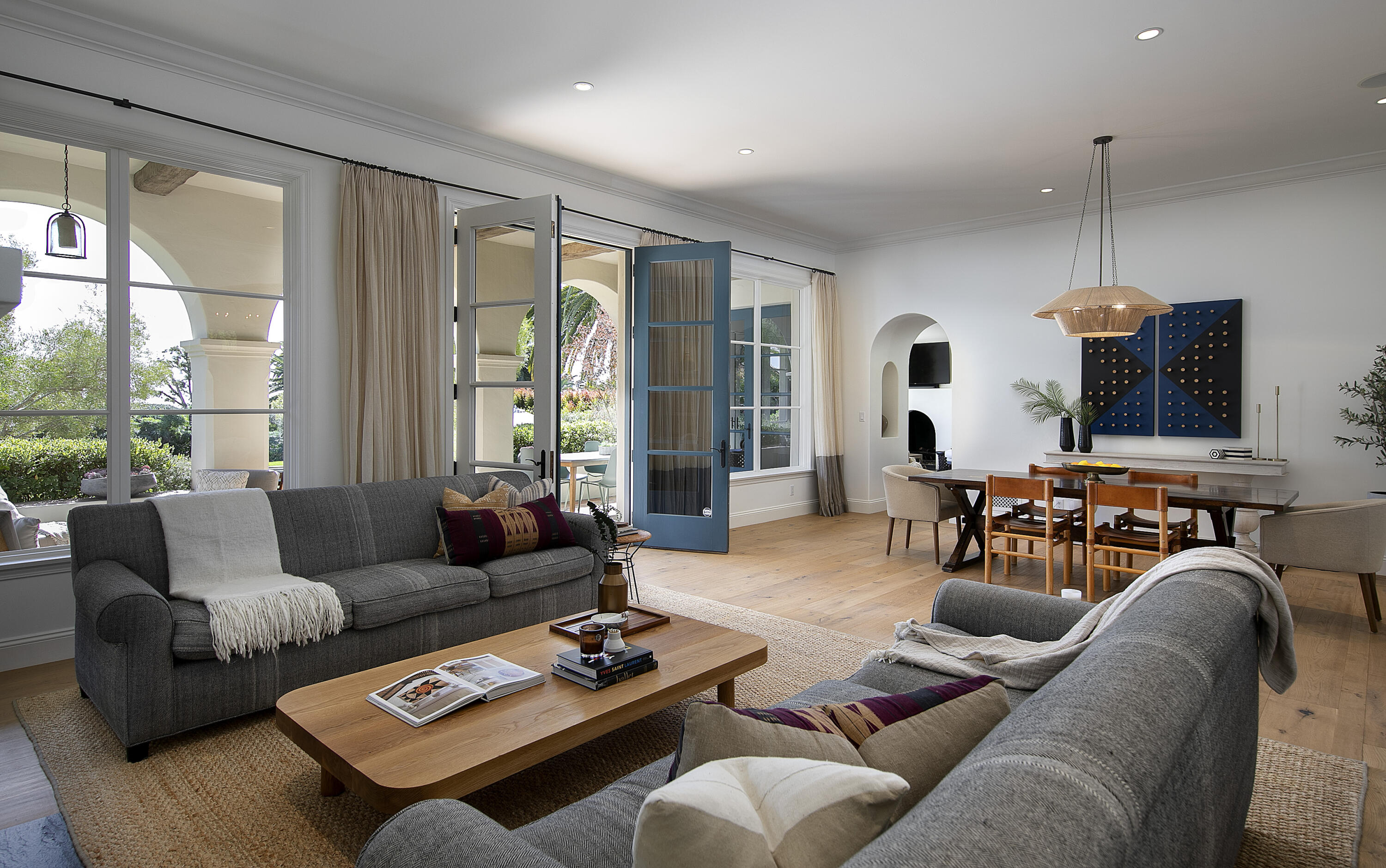 Santa Barbara, California 93110, United States, 4 Bedrooms Bedrooms, ,4 BathroomsBathrooms,Residential,Active,172908